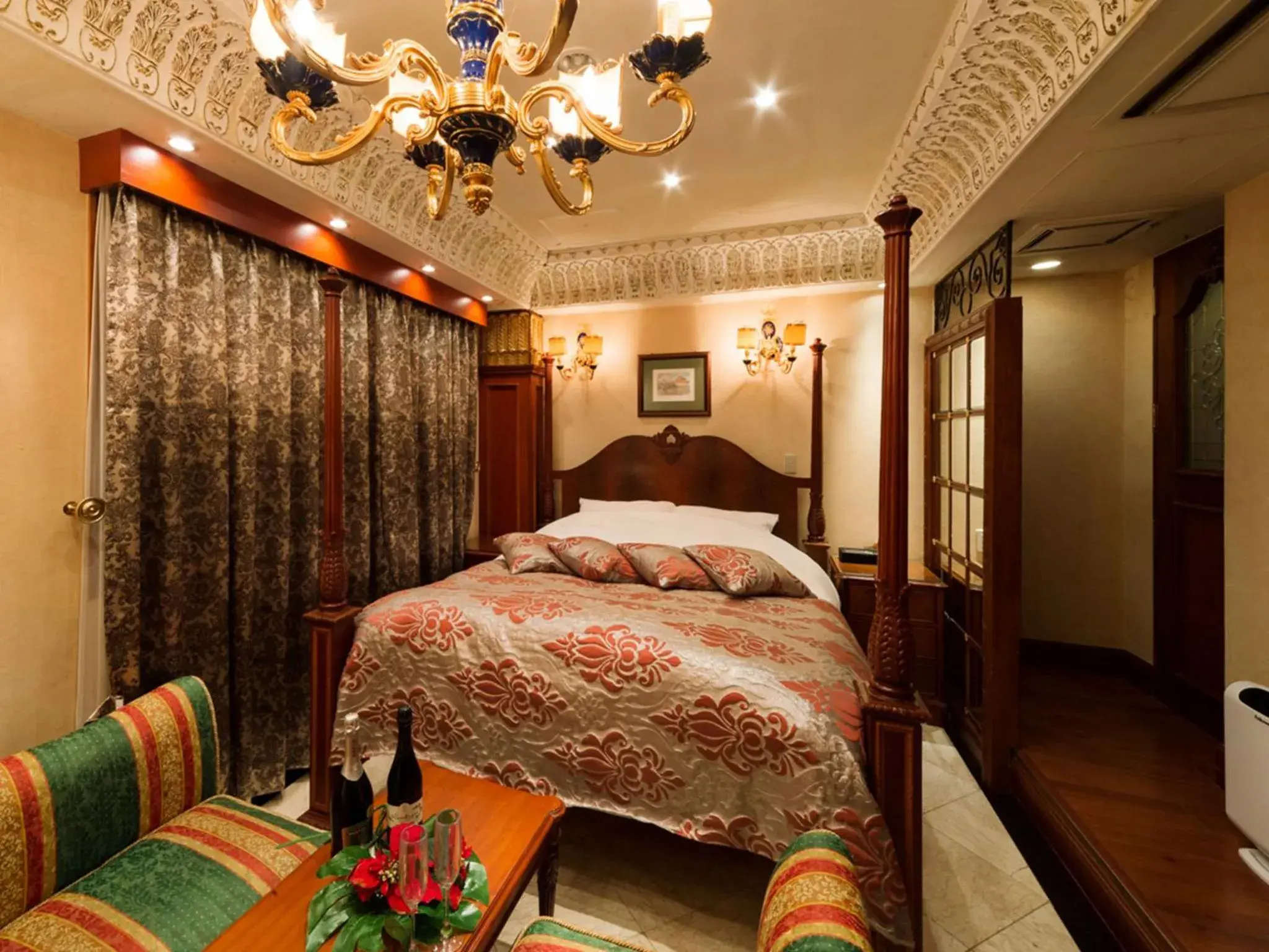 Photo of the whole room, Bed in Restay Nagasaki Club (Adult Only) Photo of the whole room, Bed in Restay Nagasaki Club (Adult Only)