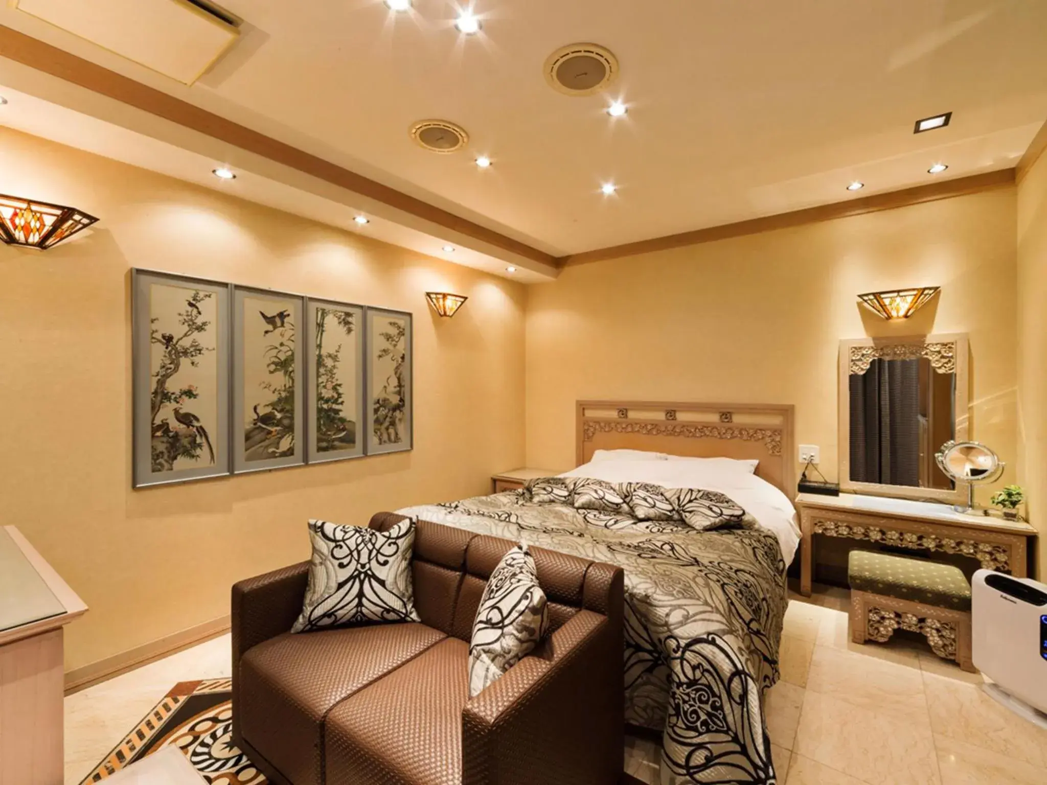 Photo of the whole room, Bed in Restay Nagasaki Club (Adult Only) Photo of the whole room, Bed in Restay Nagasaki Club (Adult Only)