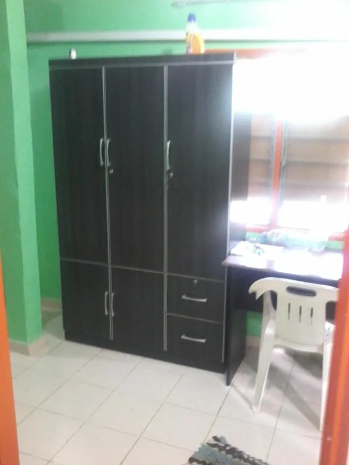 Decorative detail in DAOH'S Rooms & Scooters