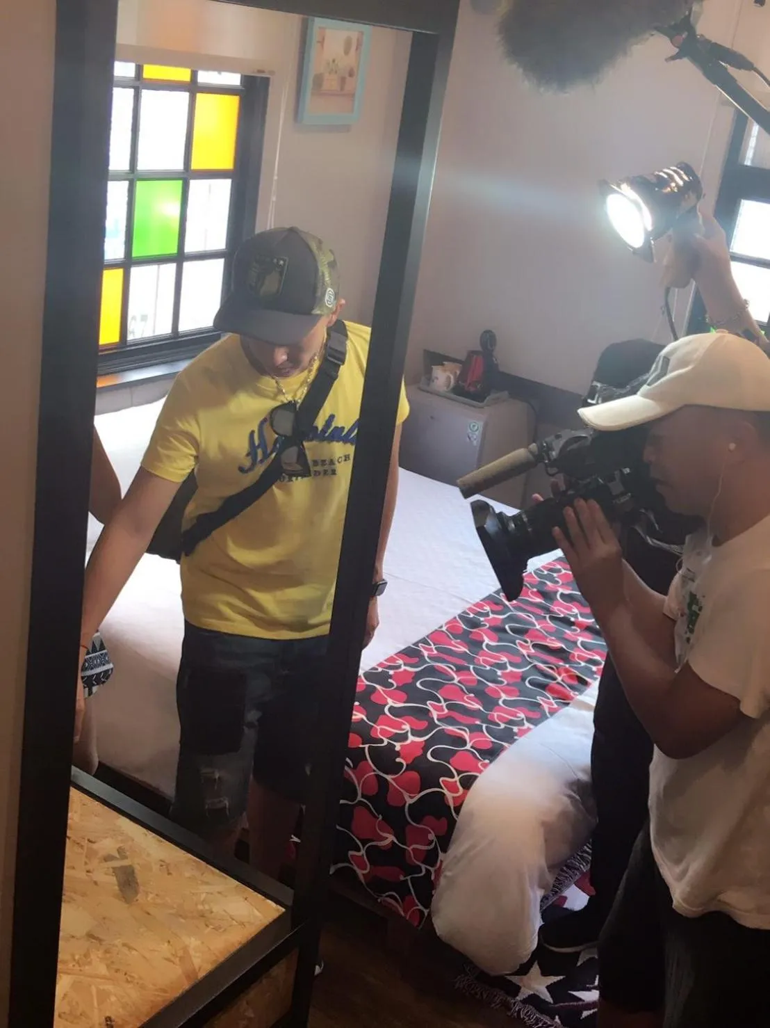 People, Bed in Cun Cuisine Homestay