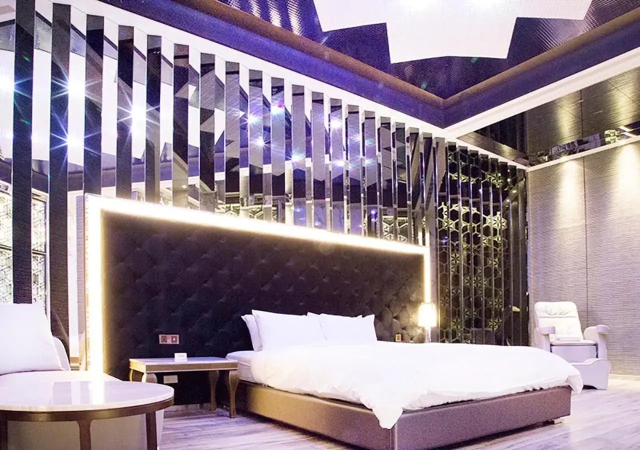 Bed in Royal Group Motel Feng Shan Branch Bed in Royal Group Motel Feng Shan Branch