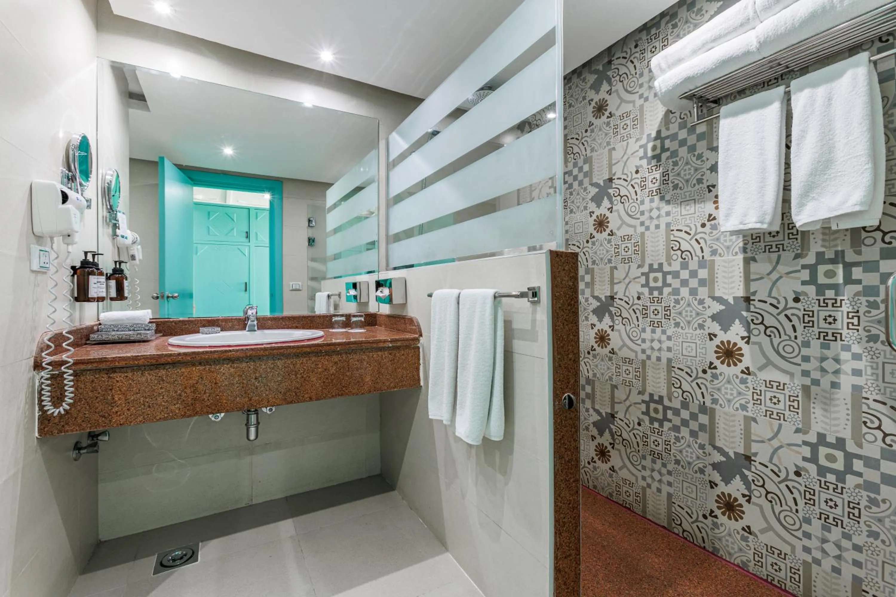 Bathroom in Sunrise Royal Makadi Resort