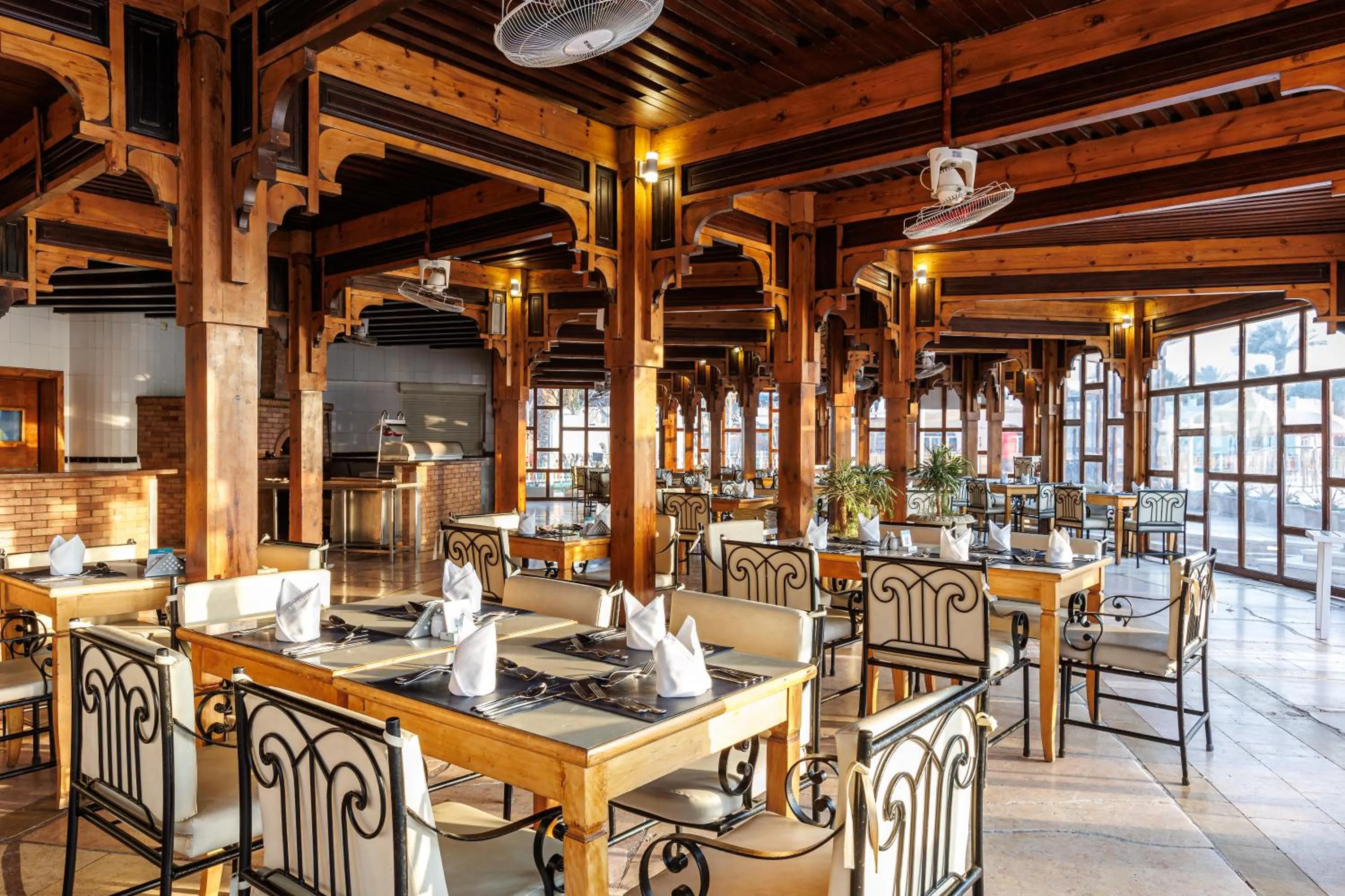 Restaurant/places to eat in Sunrise Royal Makadi Resort