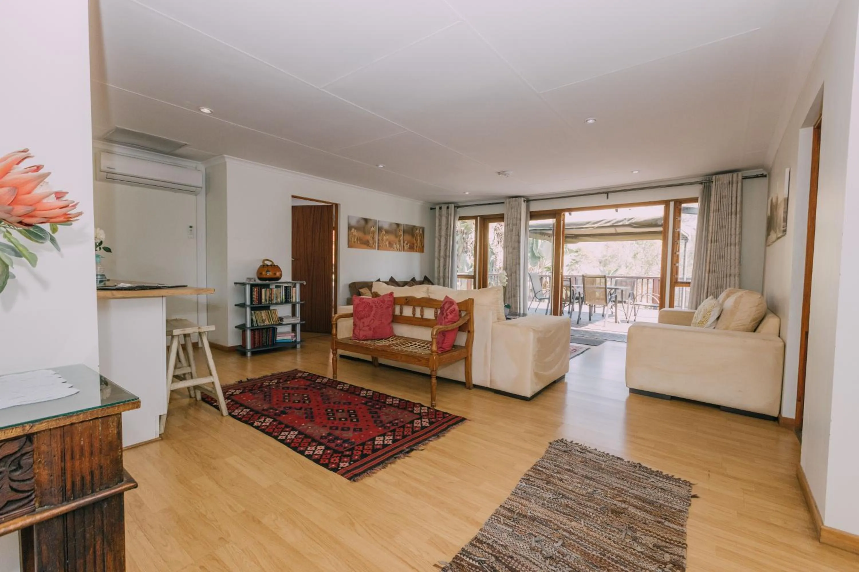 Lounge or bar in Beetleloop Guest House