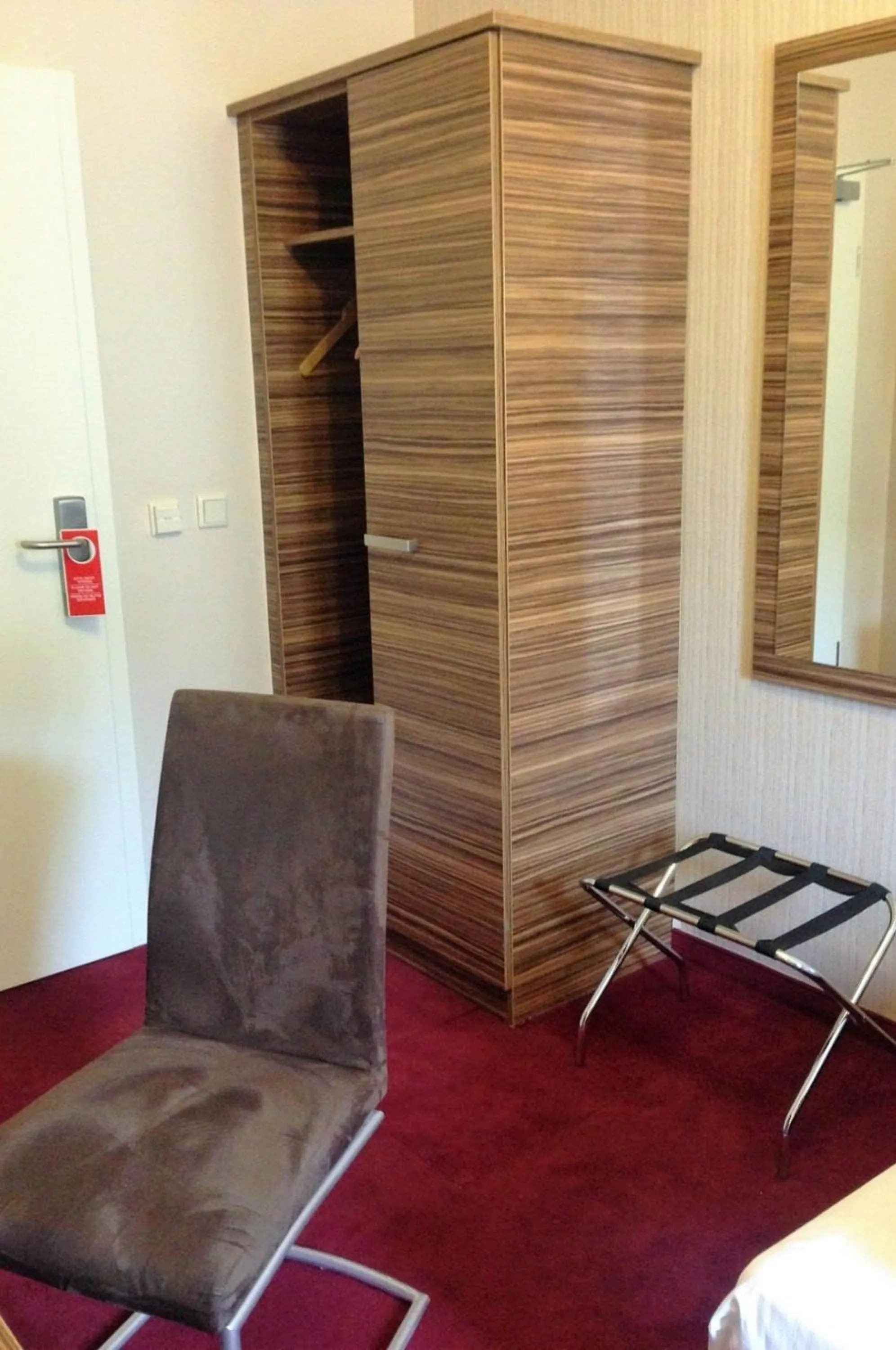 wardrobe in Boutique Hotel Villa-Soy