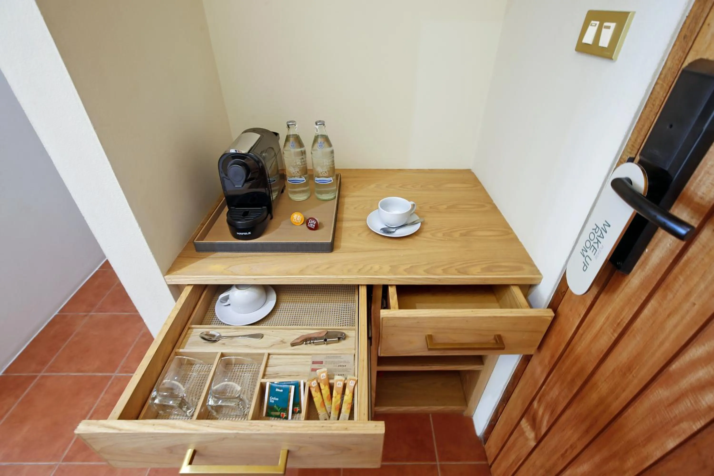 Coffee/tea facilities in Lücke Boutique Hotel - Adults only