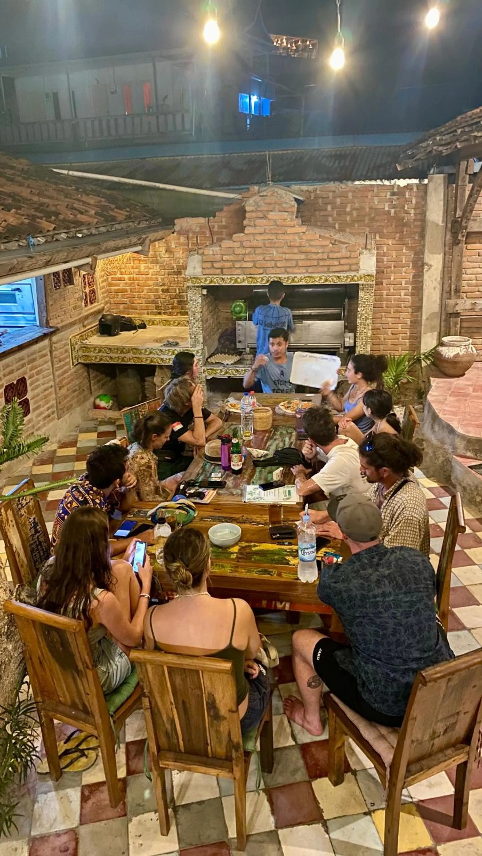 Restaurant/places to eat in La Boheme Bajo