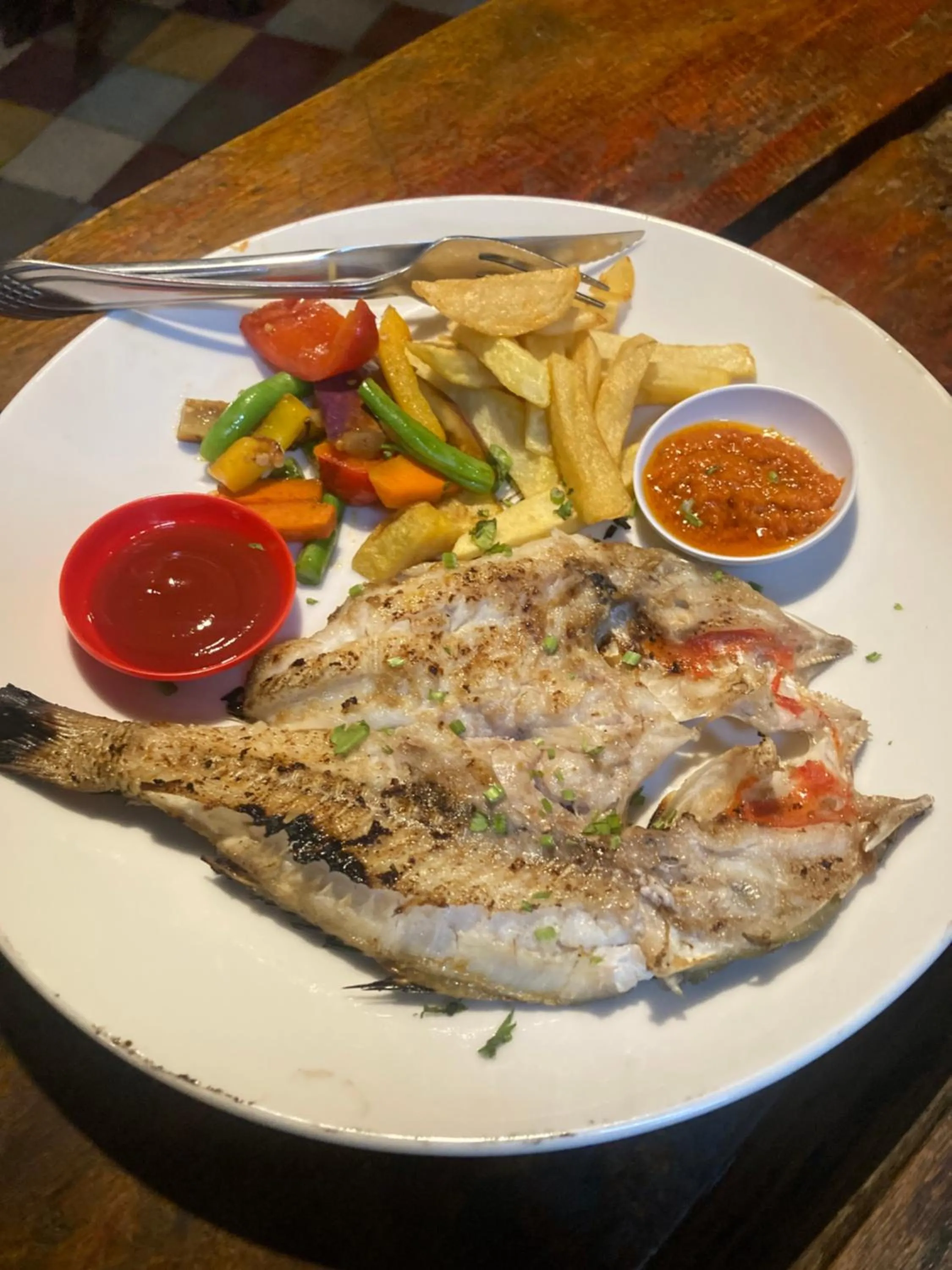 Restaurant/places to eat in La Boheme Bajo