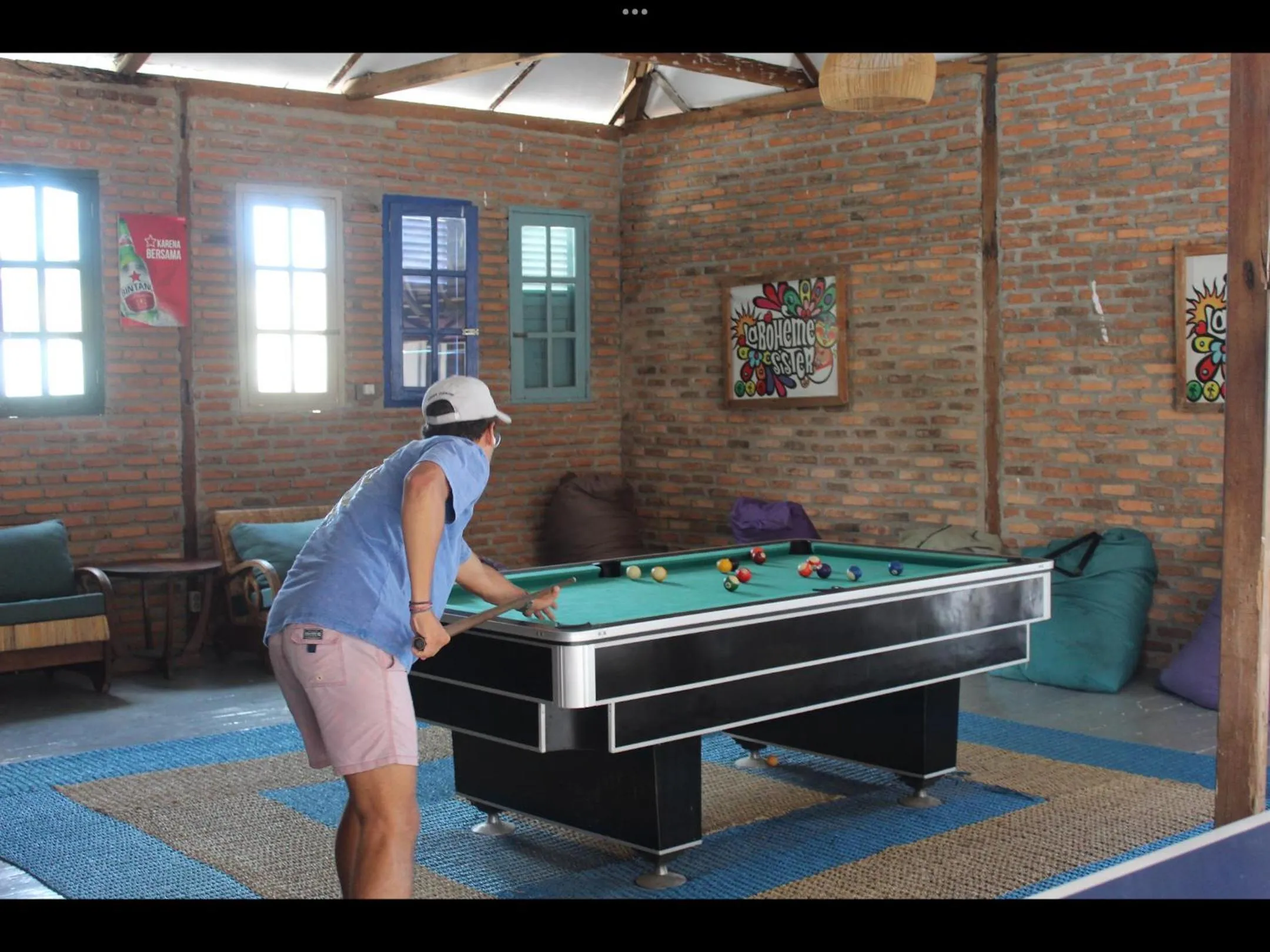 Billiard in La Boheme Bajo