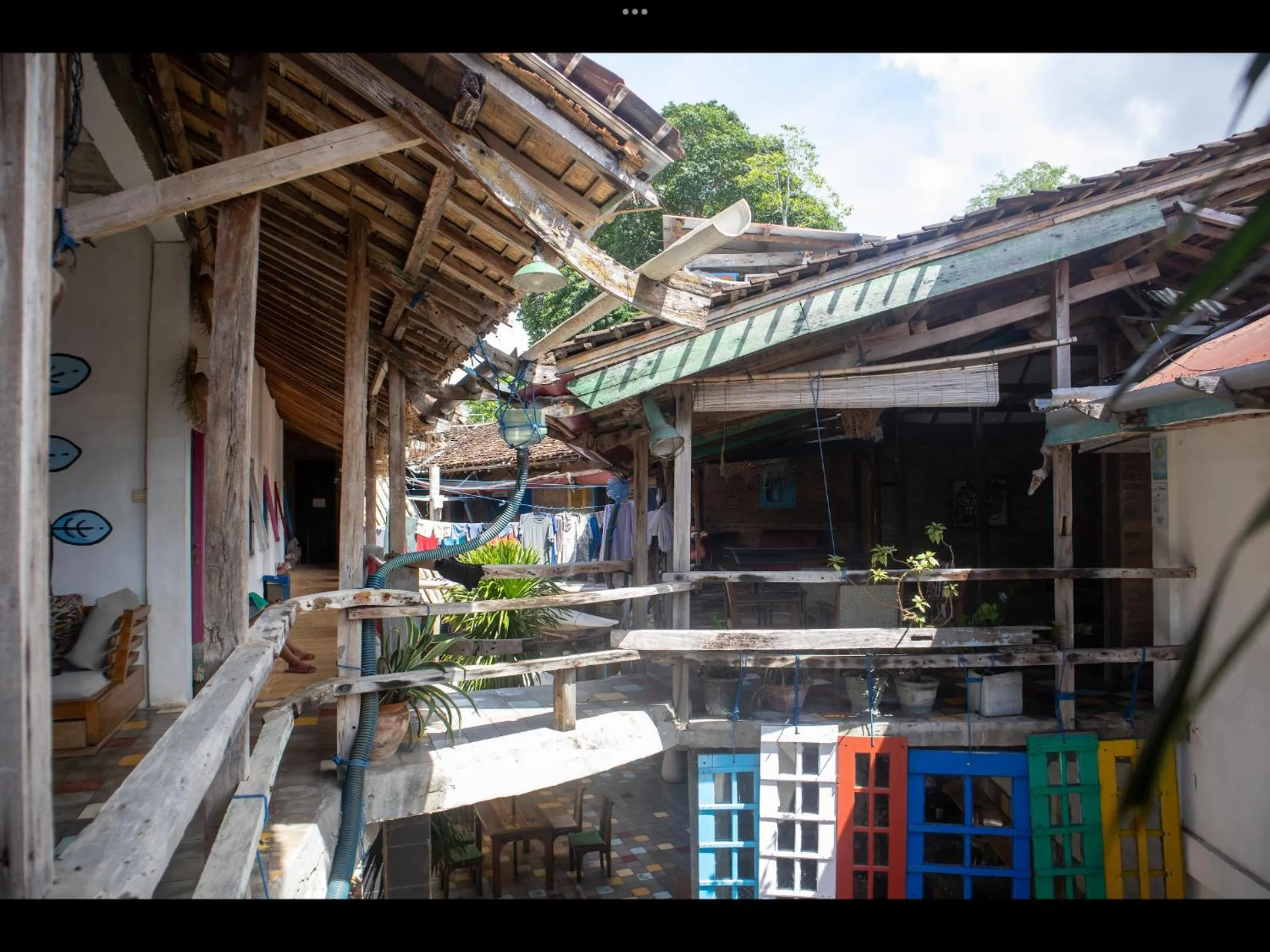 Communal lounge/ TV room in La Boheme Bajo