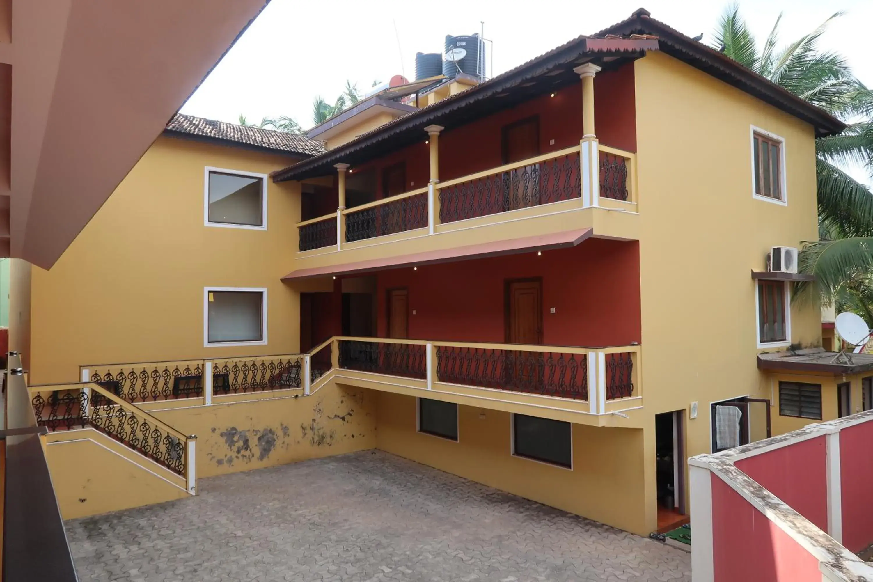 Property building in Hotel Celi Property building in Hotel Celi