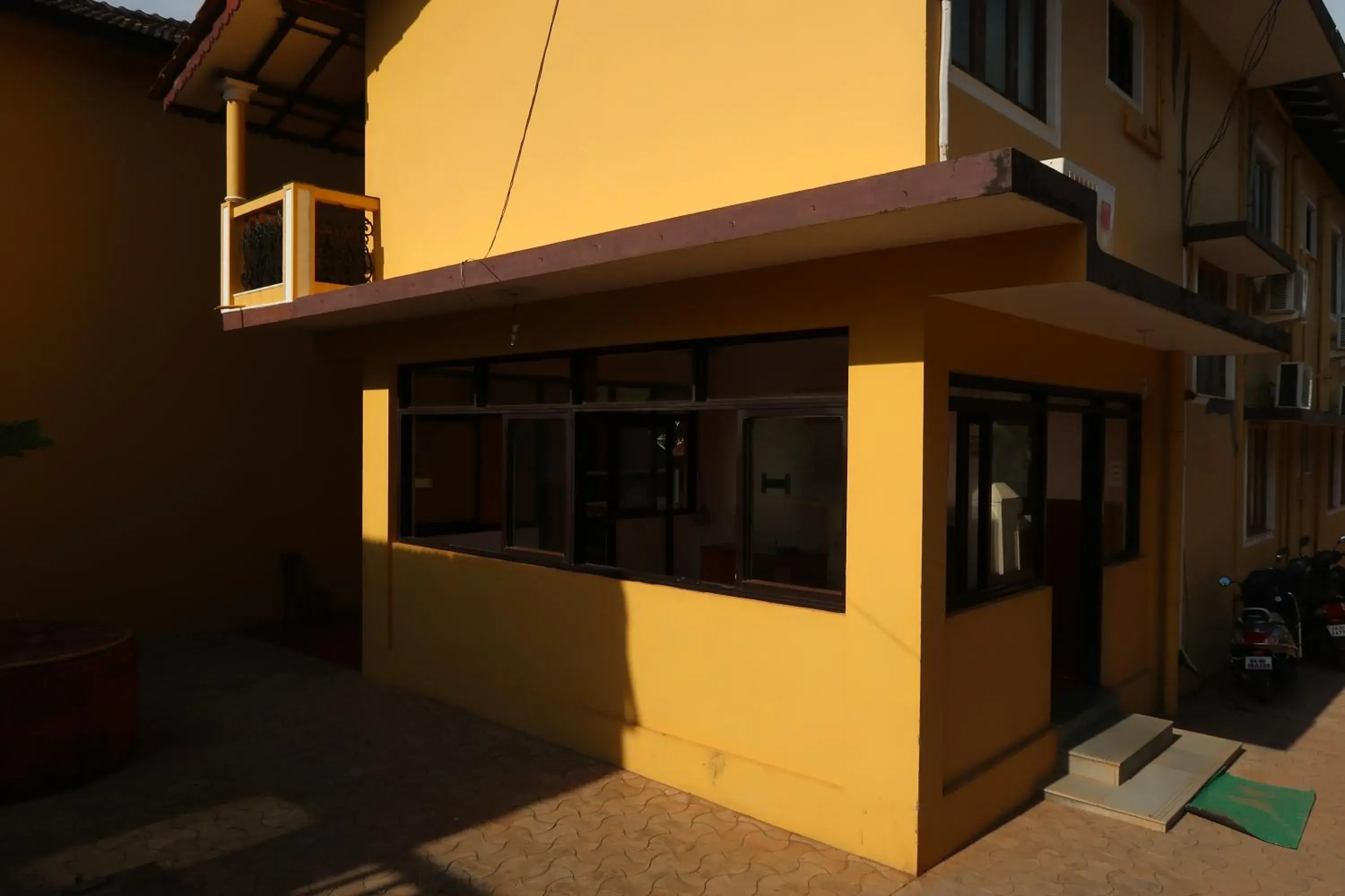 Facade/entrance in Hotel Celi Facade/entrance in Hotel Celi