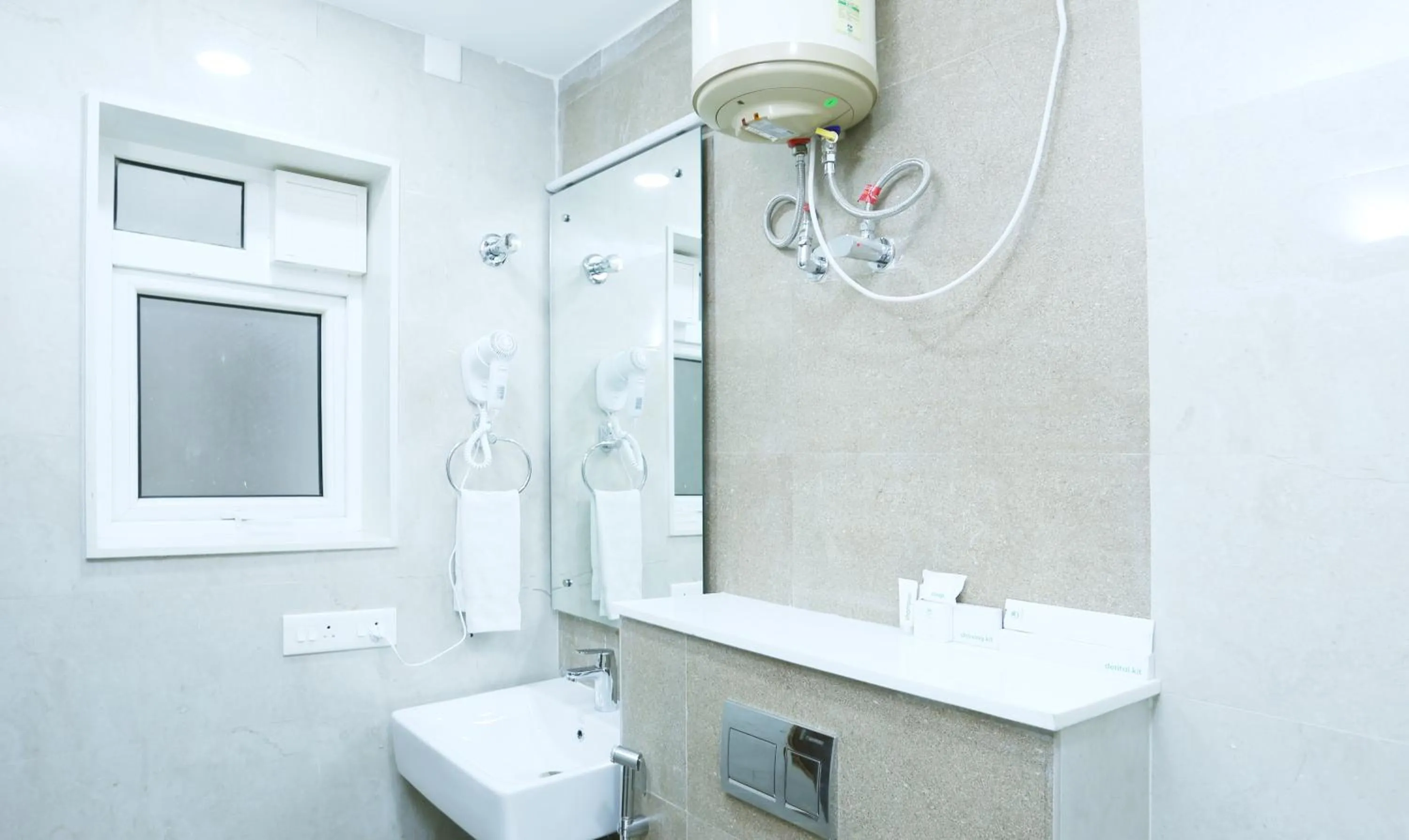 Bathroom in Treebo Pechis Castle