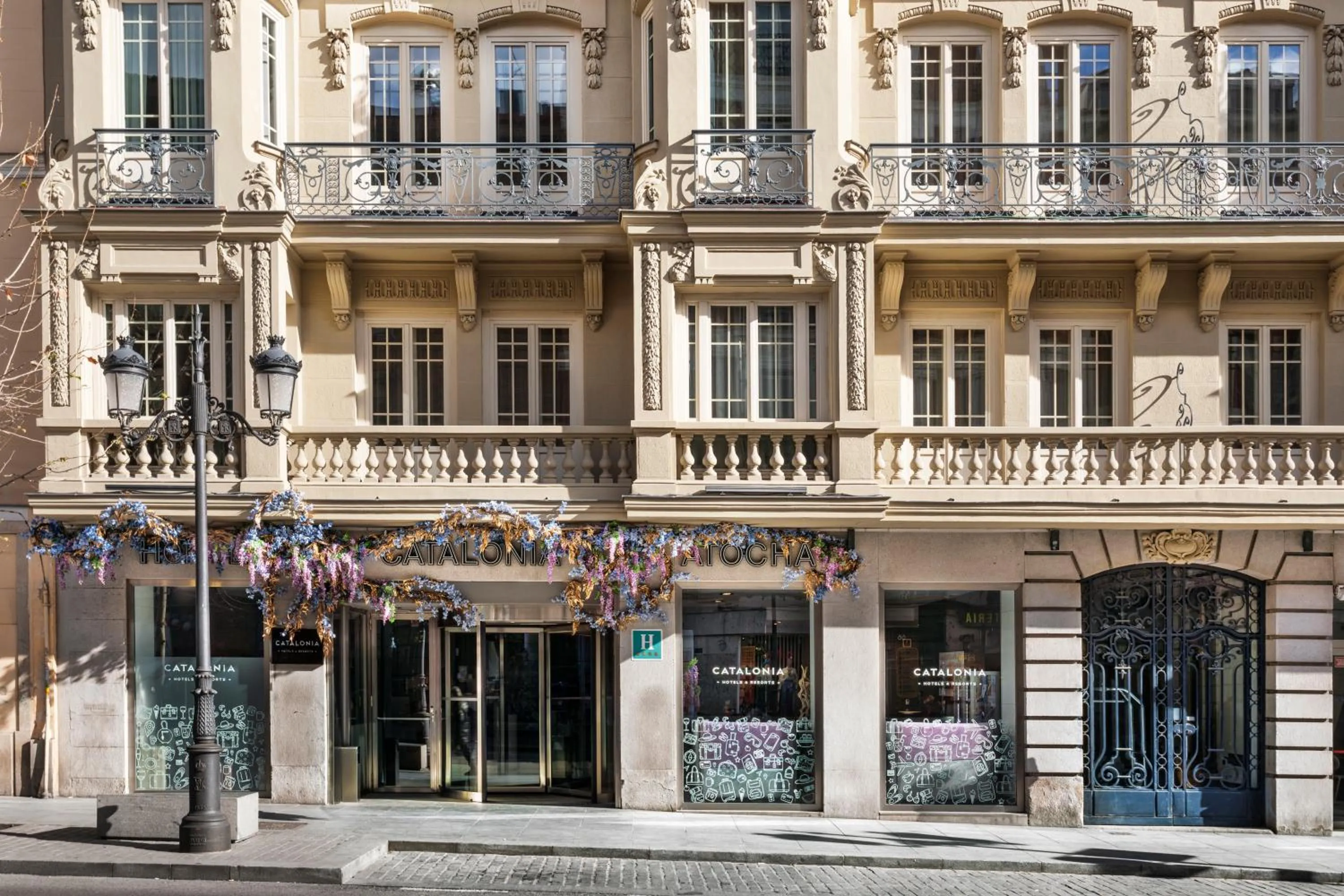 Facade/entrance in Catalonia Atocha