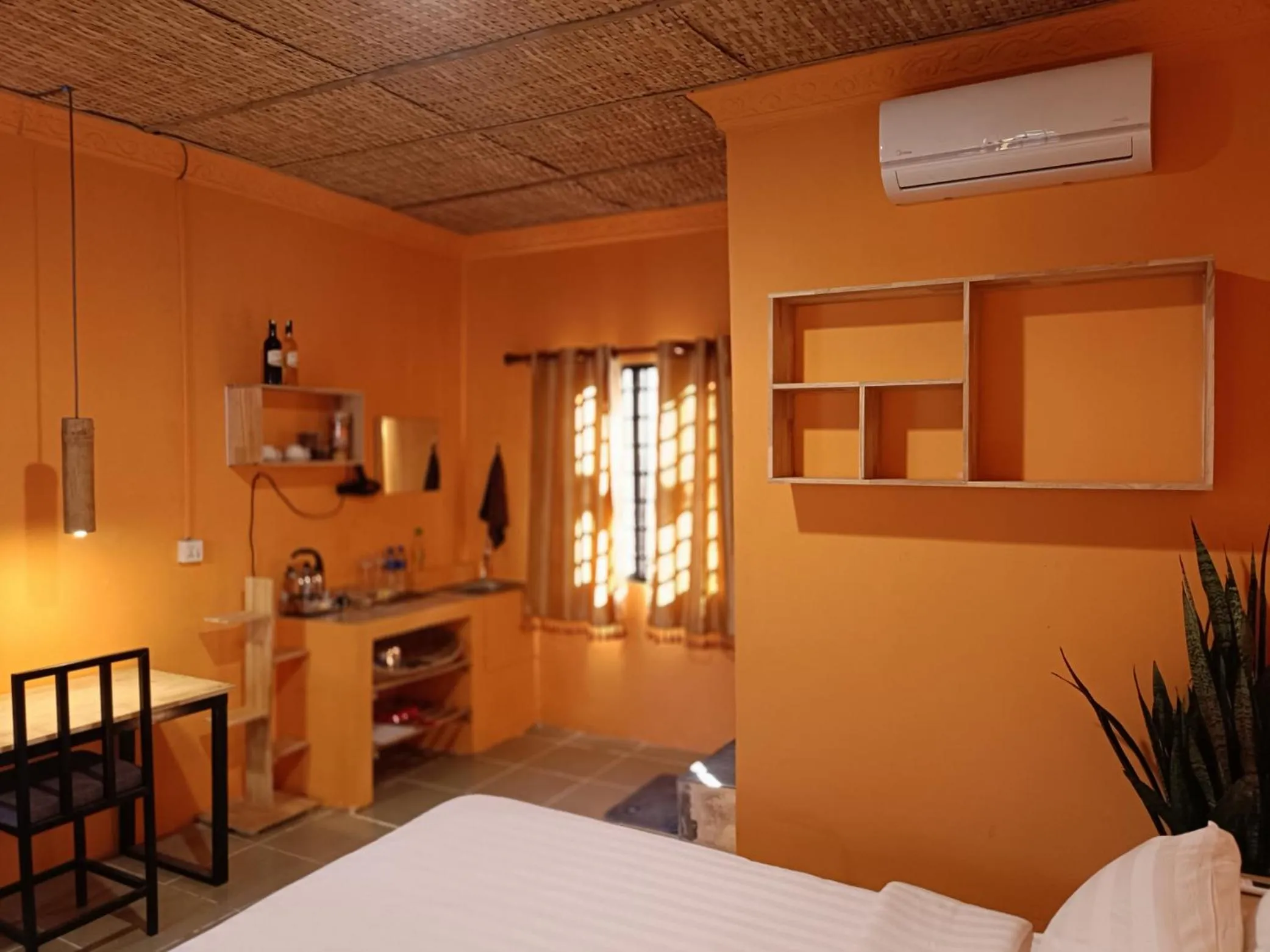 Property building, Bed in Siem Reap Homesteading