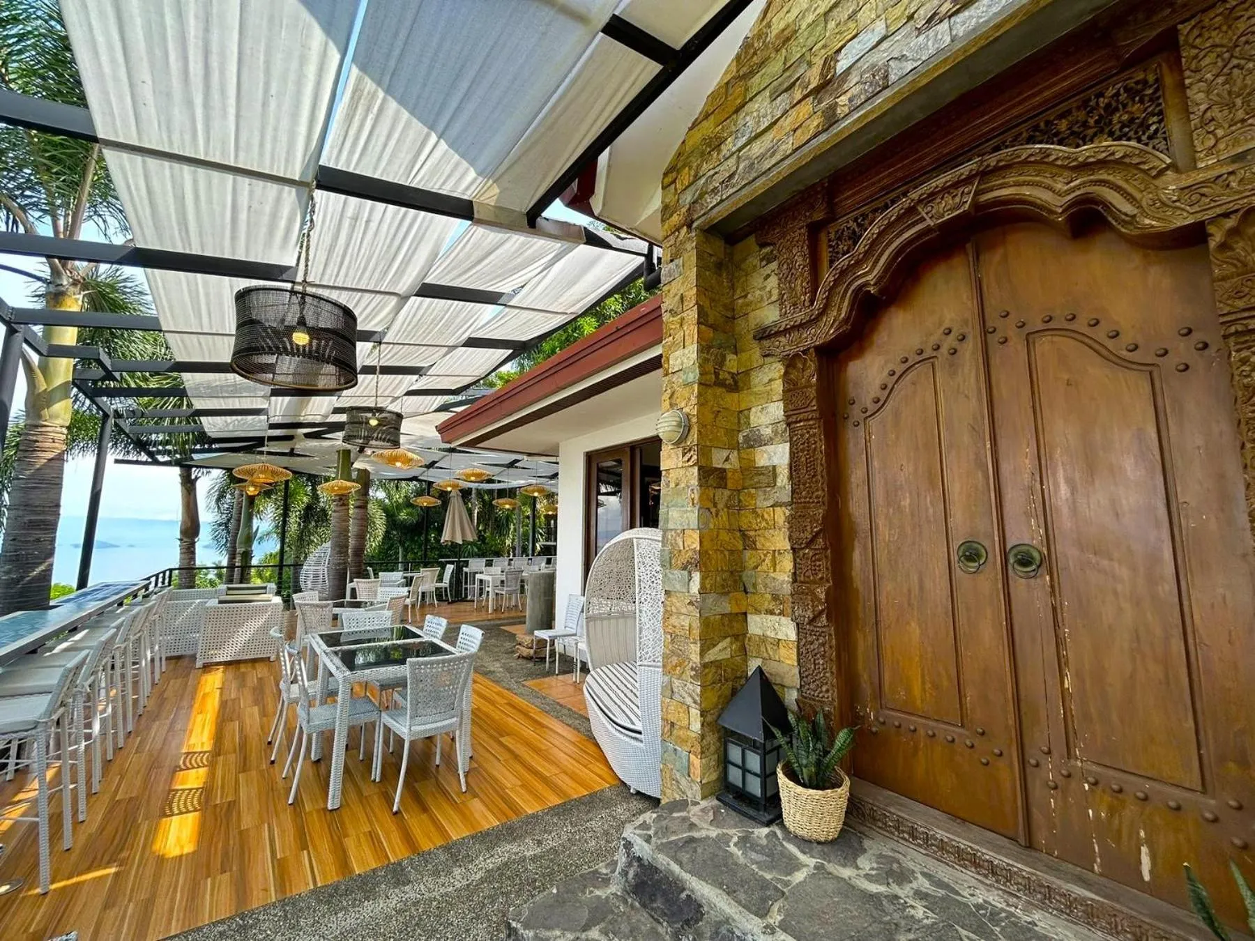 Restaurant/places to eat in Villas by Eco Hotels