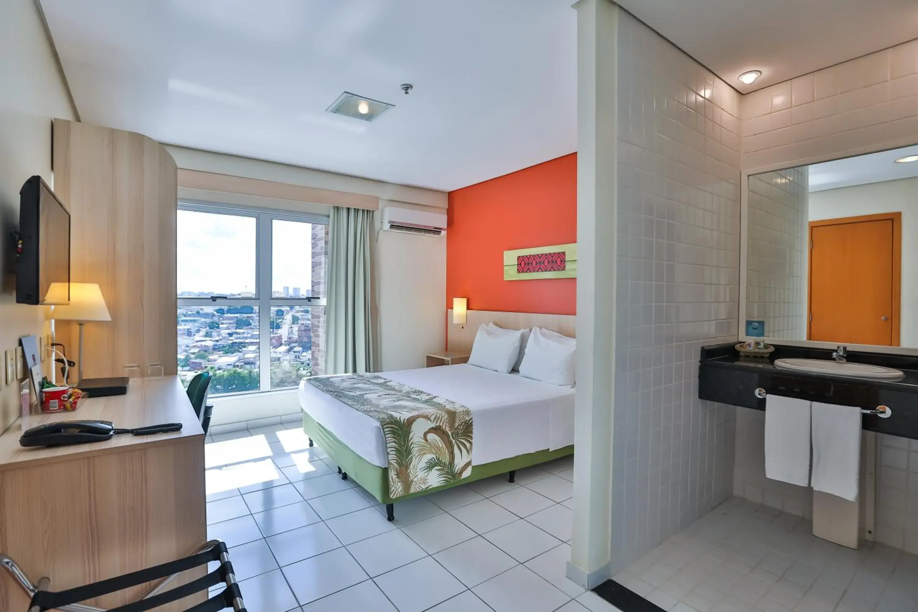 Property building, Bed in Sleep Inn Manaus Property building, Bed in Sleep Inn Manaus