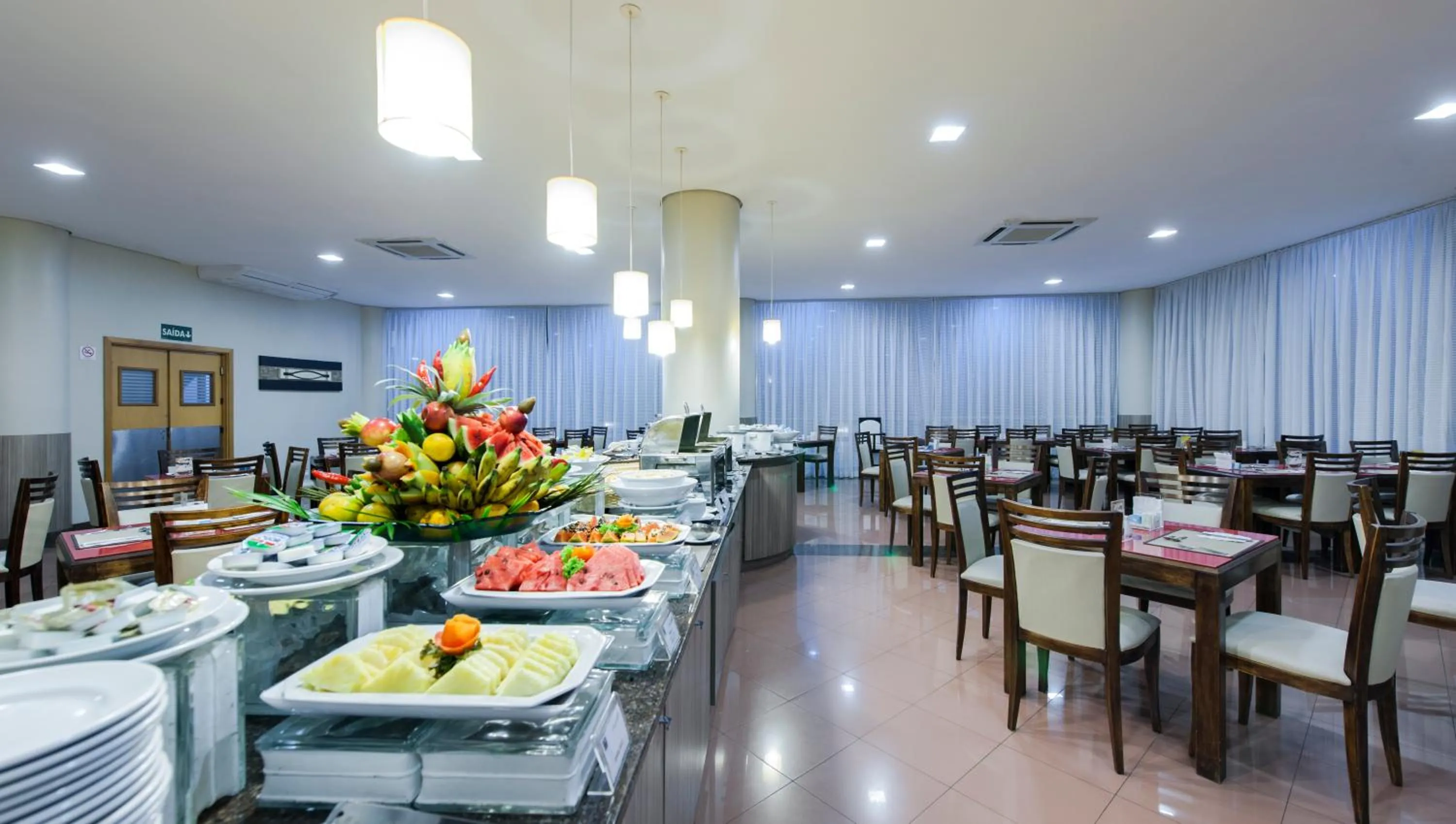 Restaurant/places to eat in Comfort Hotel Manaus