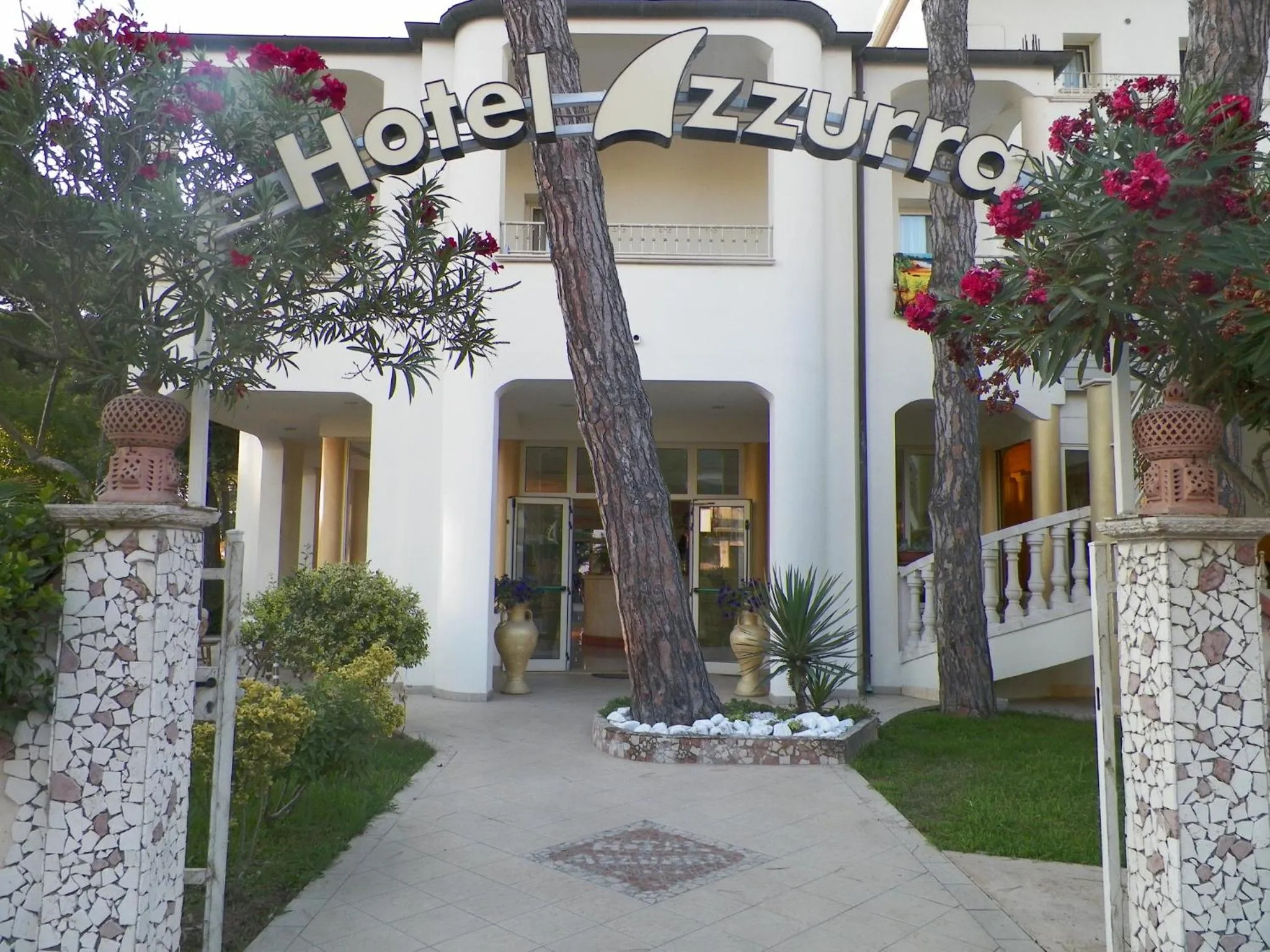 Facade/entrance in Hotel Azzurra