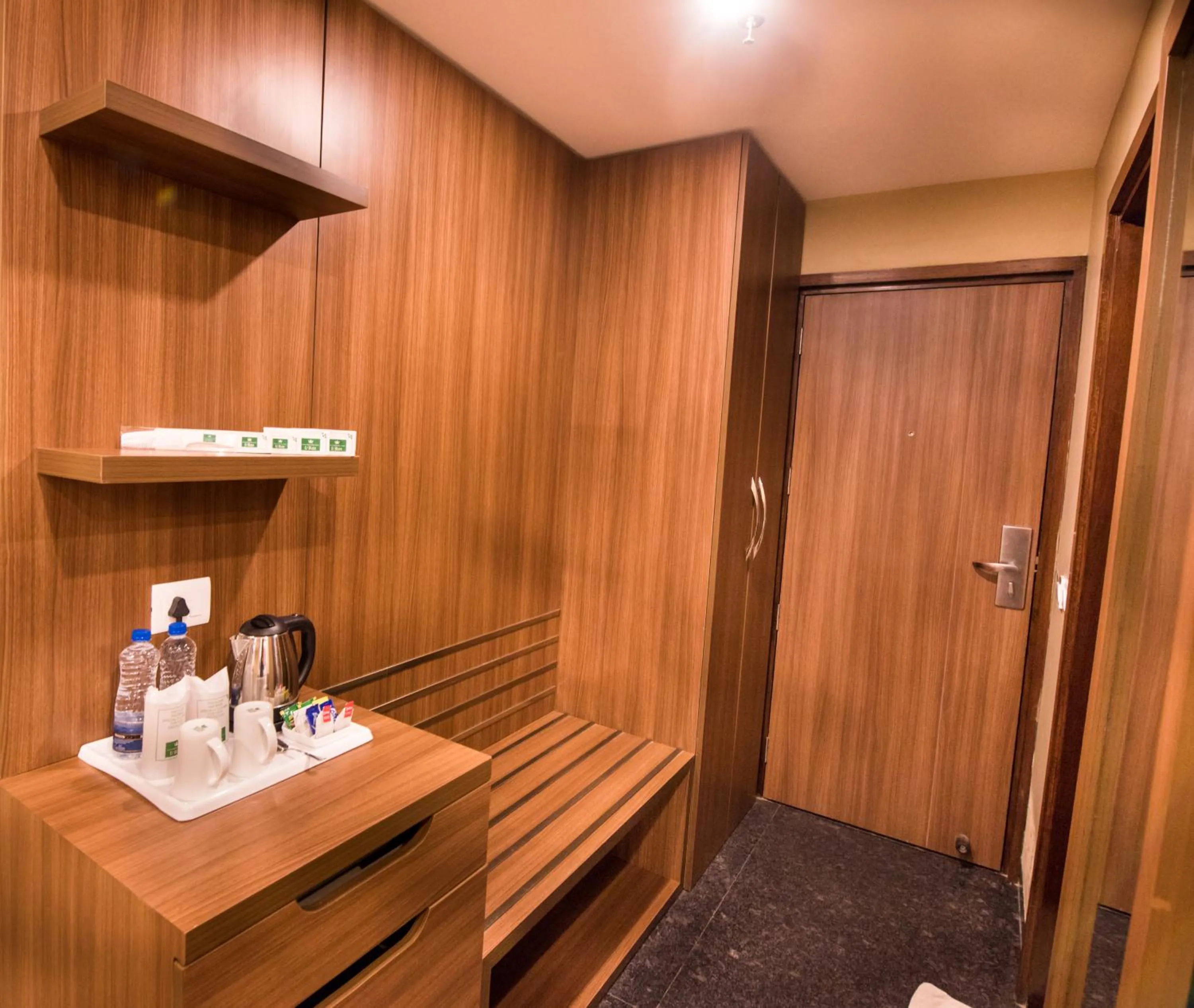 Coffee/tea facilities in Le Roi Digha