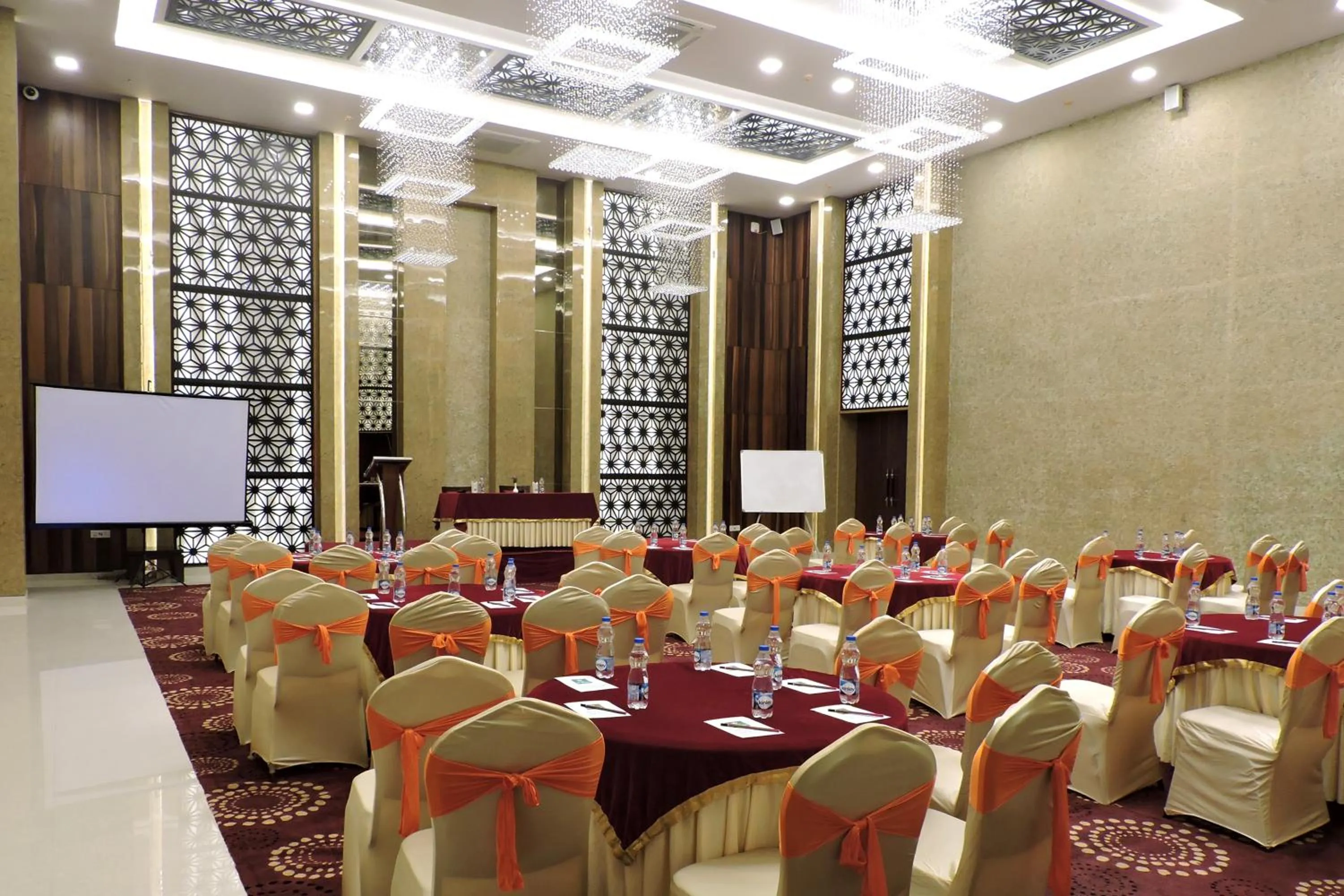 Banquet/Function facilities in Le Roi Digha