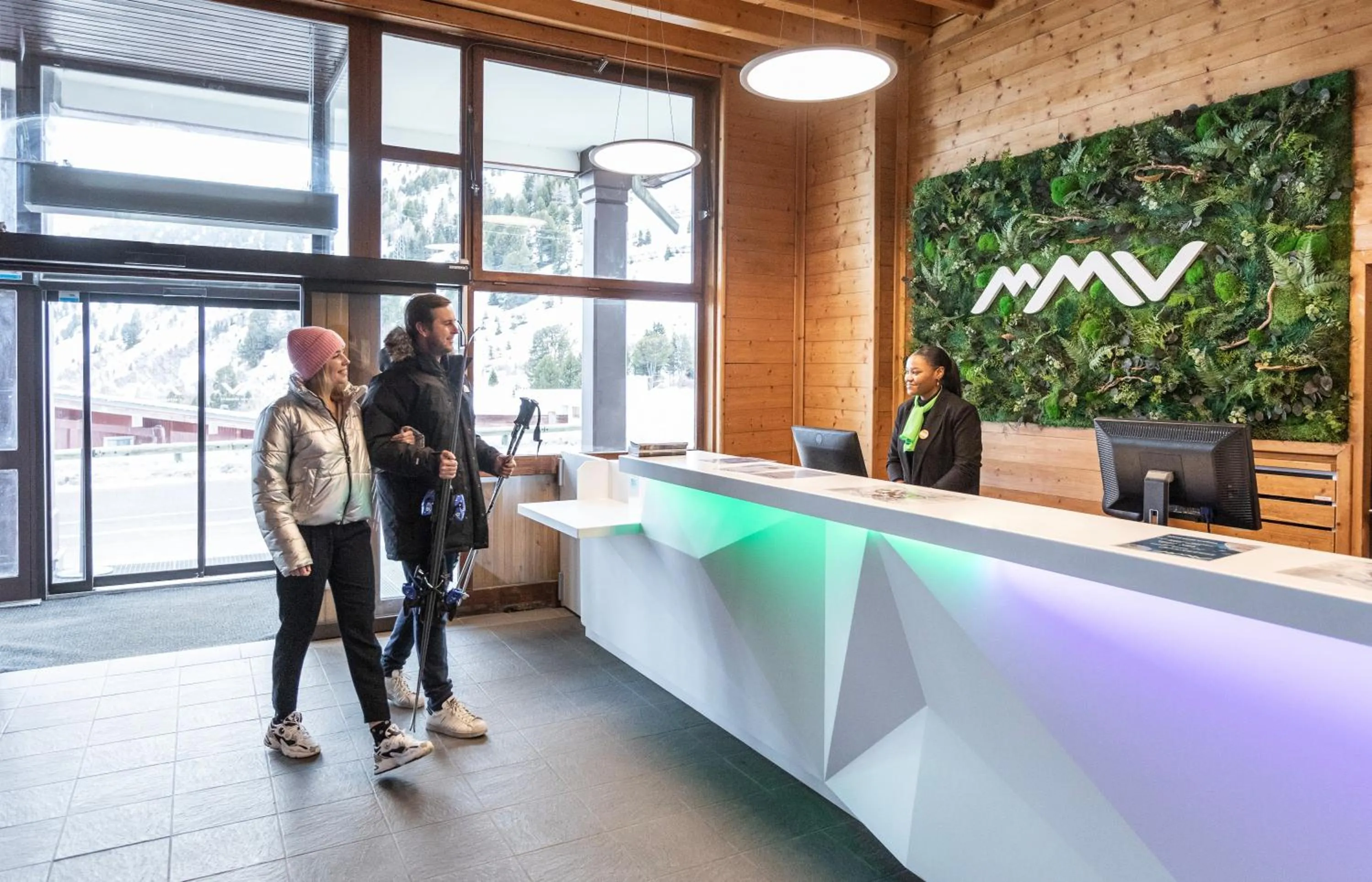 Lobby or reception in Hôtel Club MMV Altitude