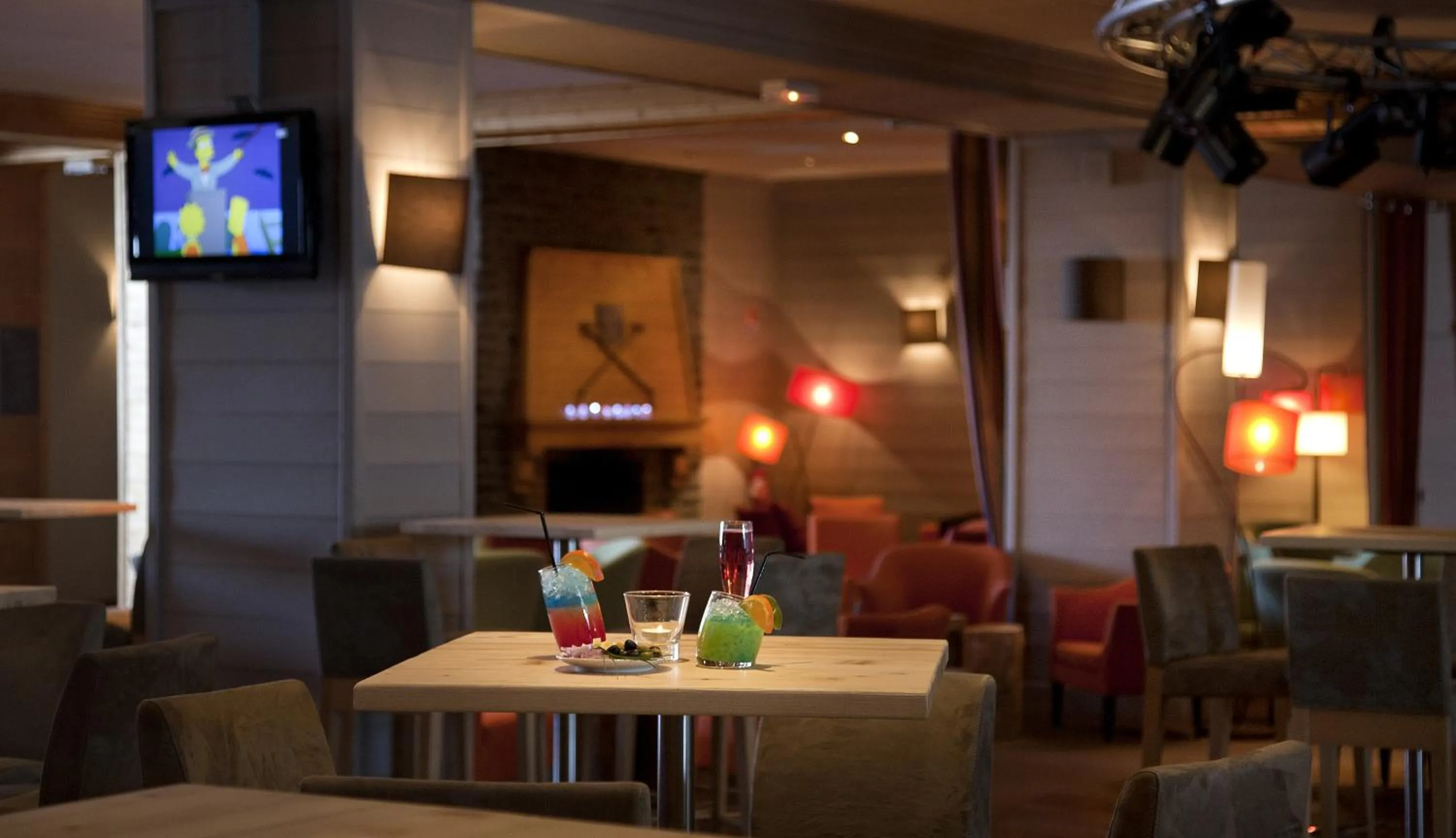 Lounge or bar in Hôtel Club MMV Altitude
