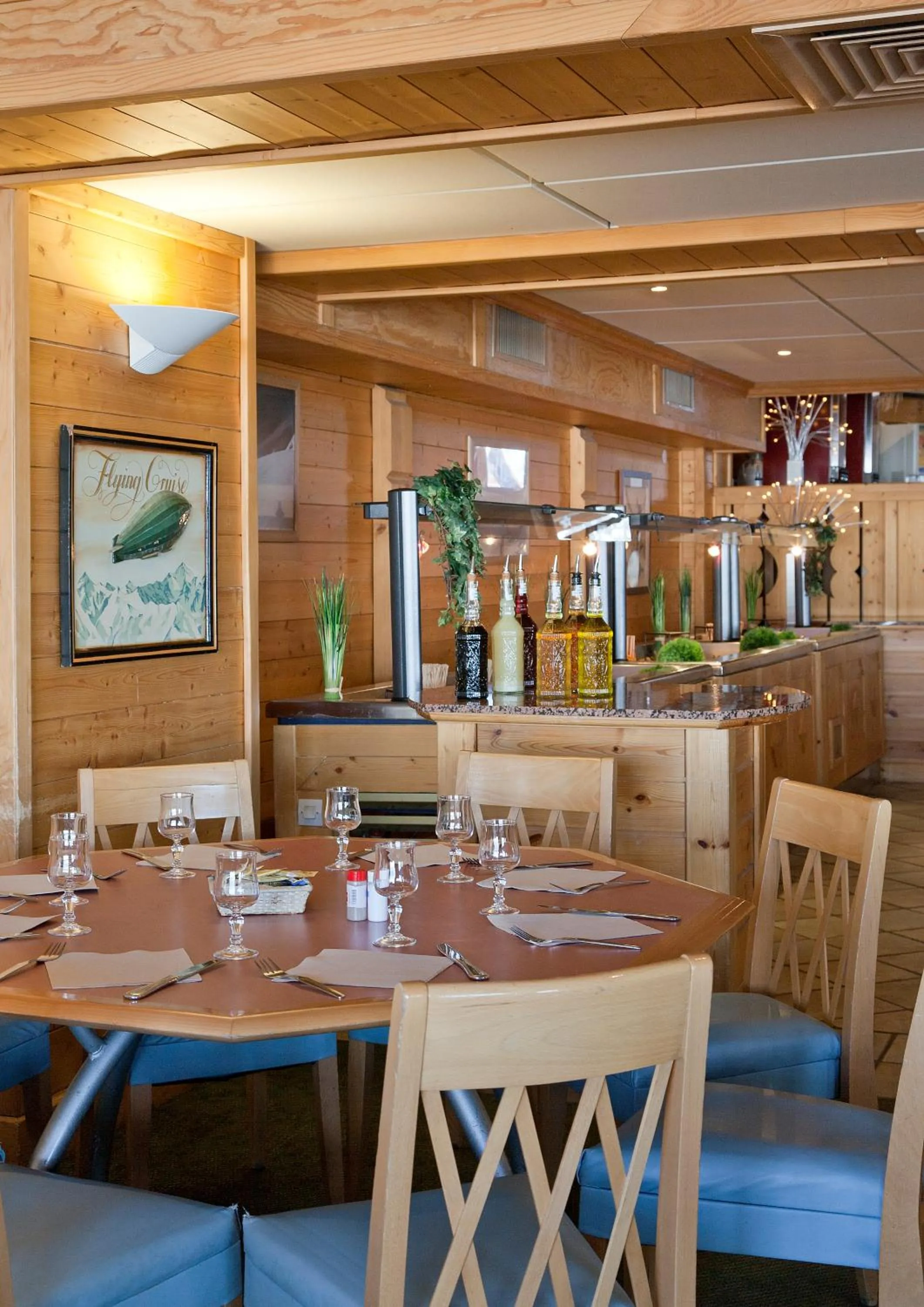 Restaurant/places to eat in Hôtel Club MMV Altitude