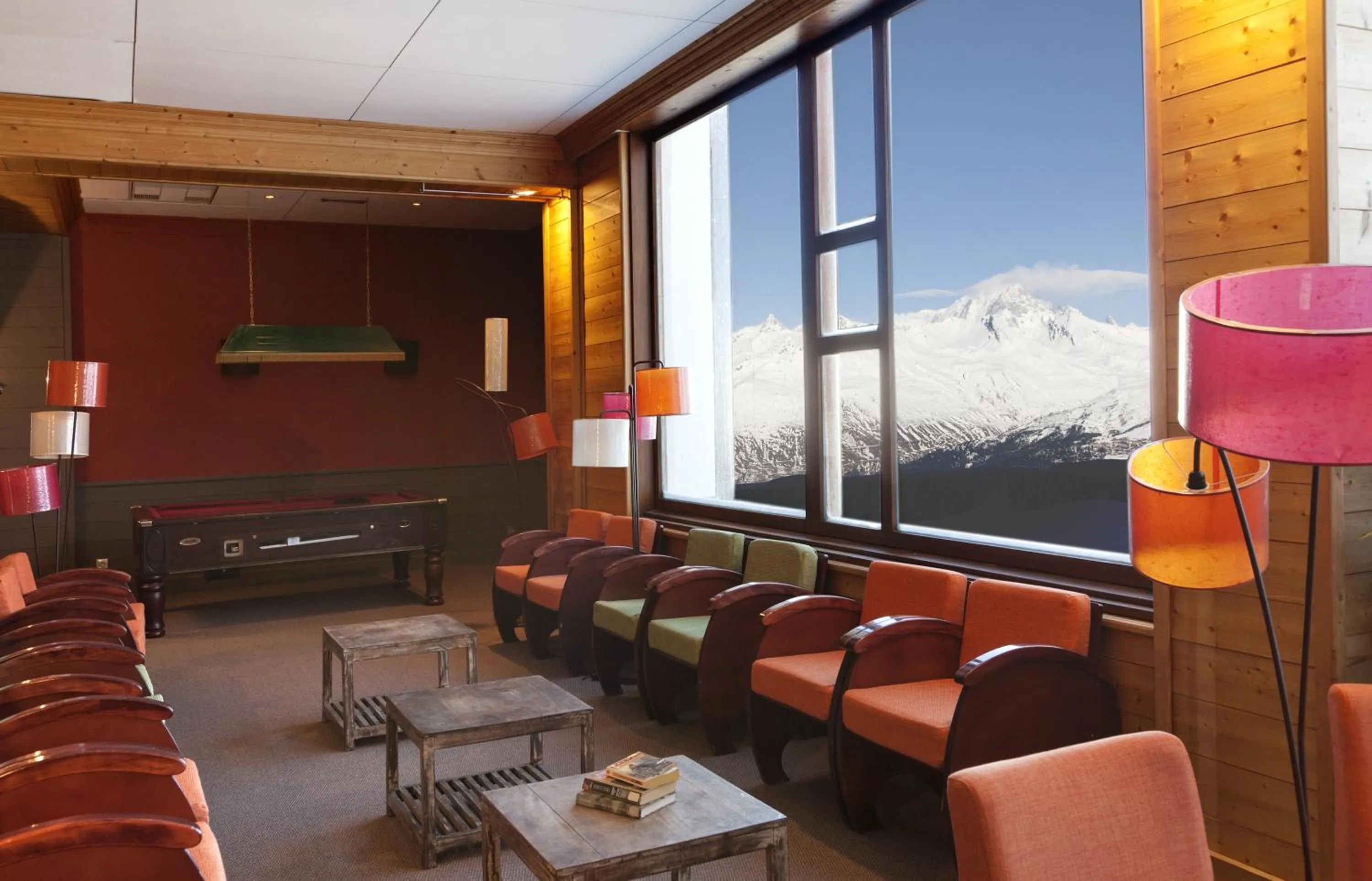 Billiard in Hôtel Club MMV Altitude