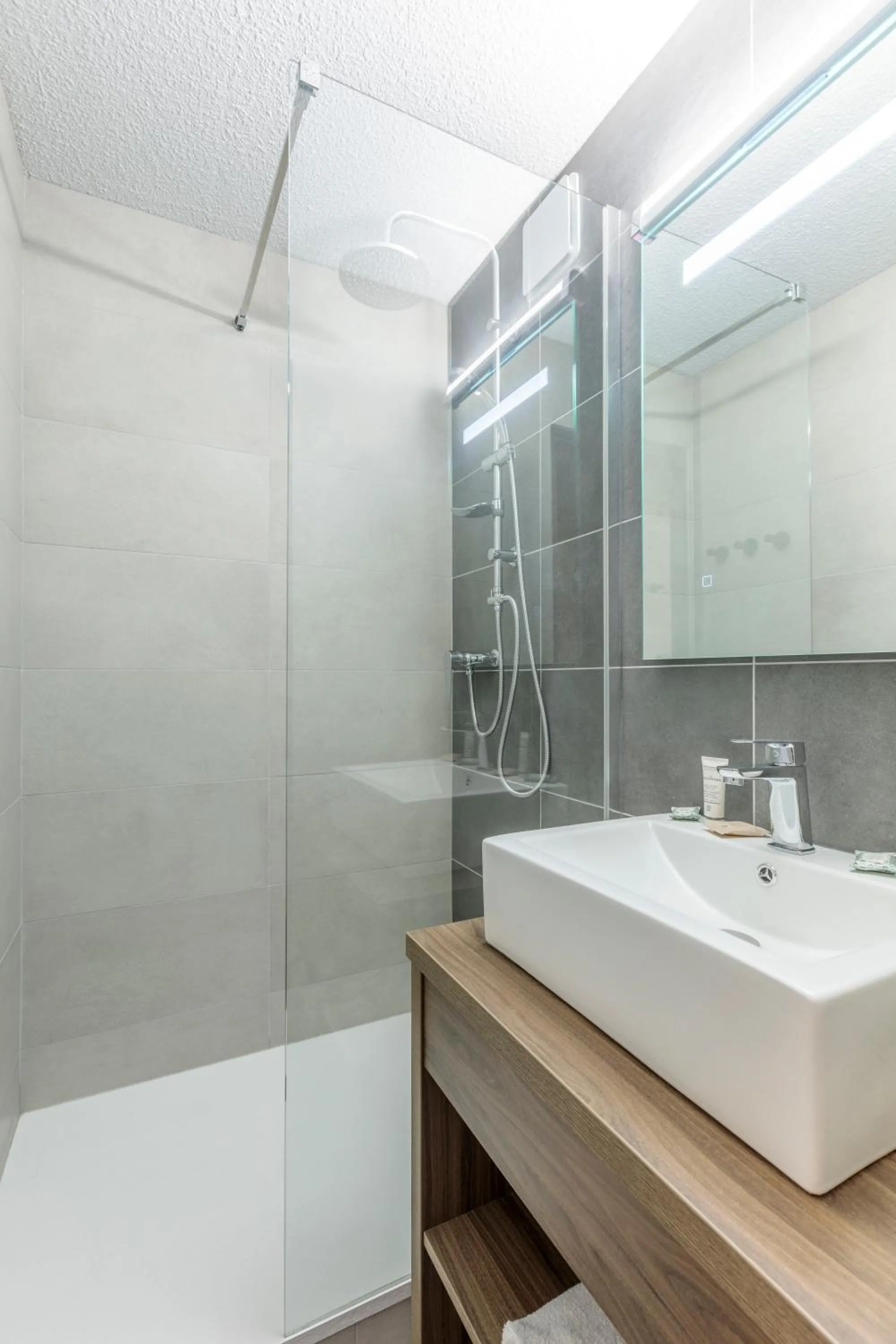 Bathroom in Hôtel Club MMV Altitude