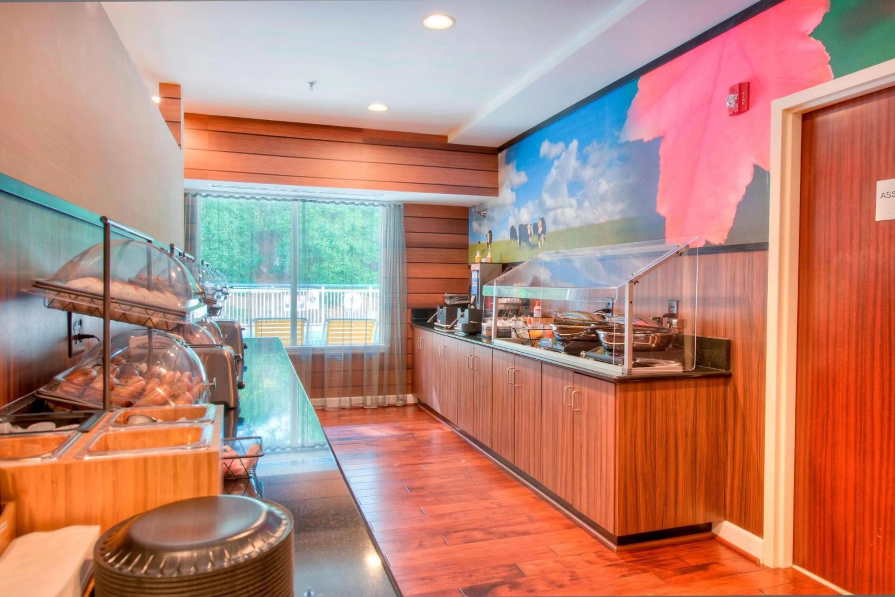 Breakfast in Fairfield Inn & Suites Raleigh Crabtree Valley