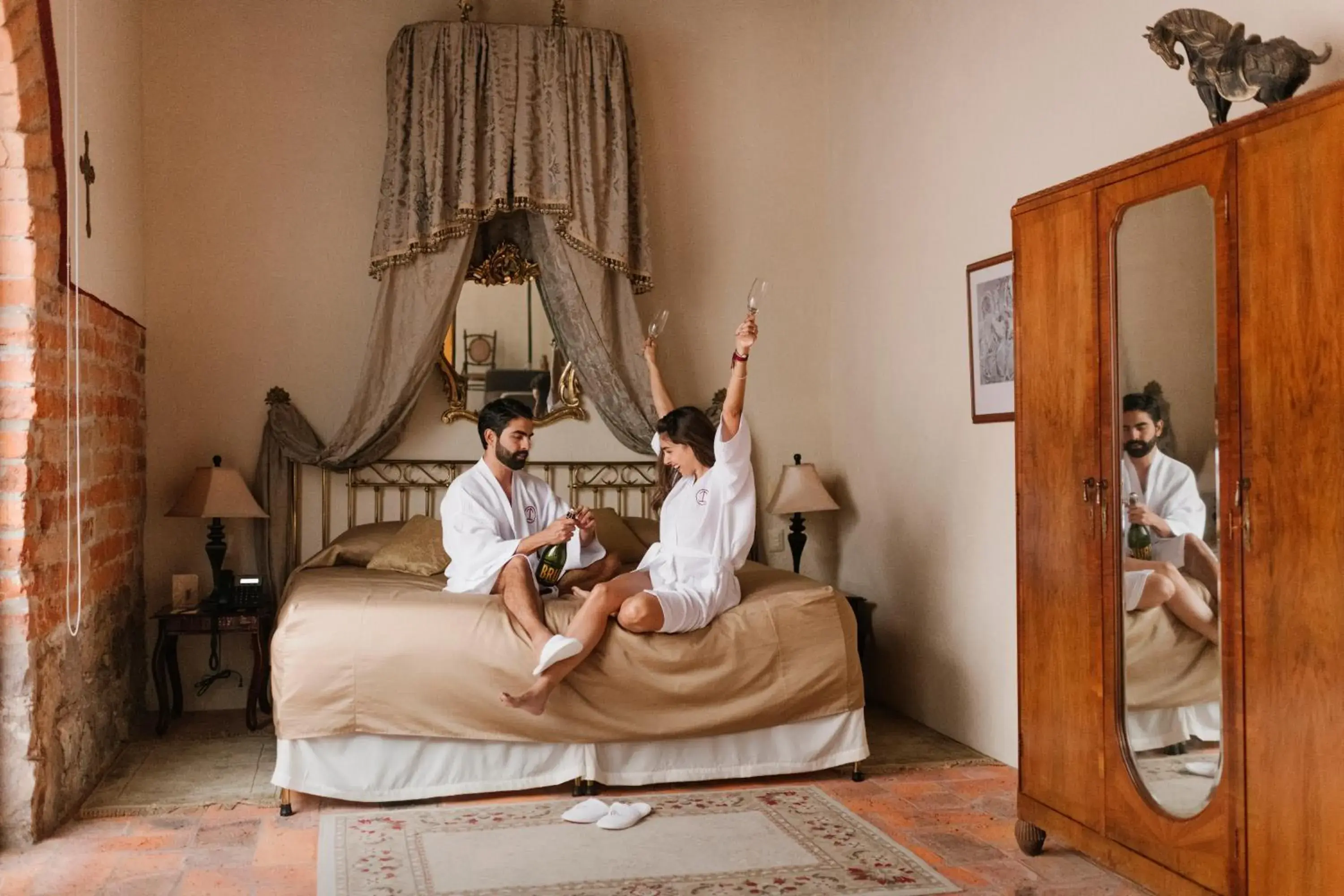 Bed in Hacienda Sepulveda Hotel & Spa Bed in Hacienda Sepulveda Hotel & Spa