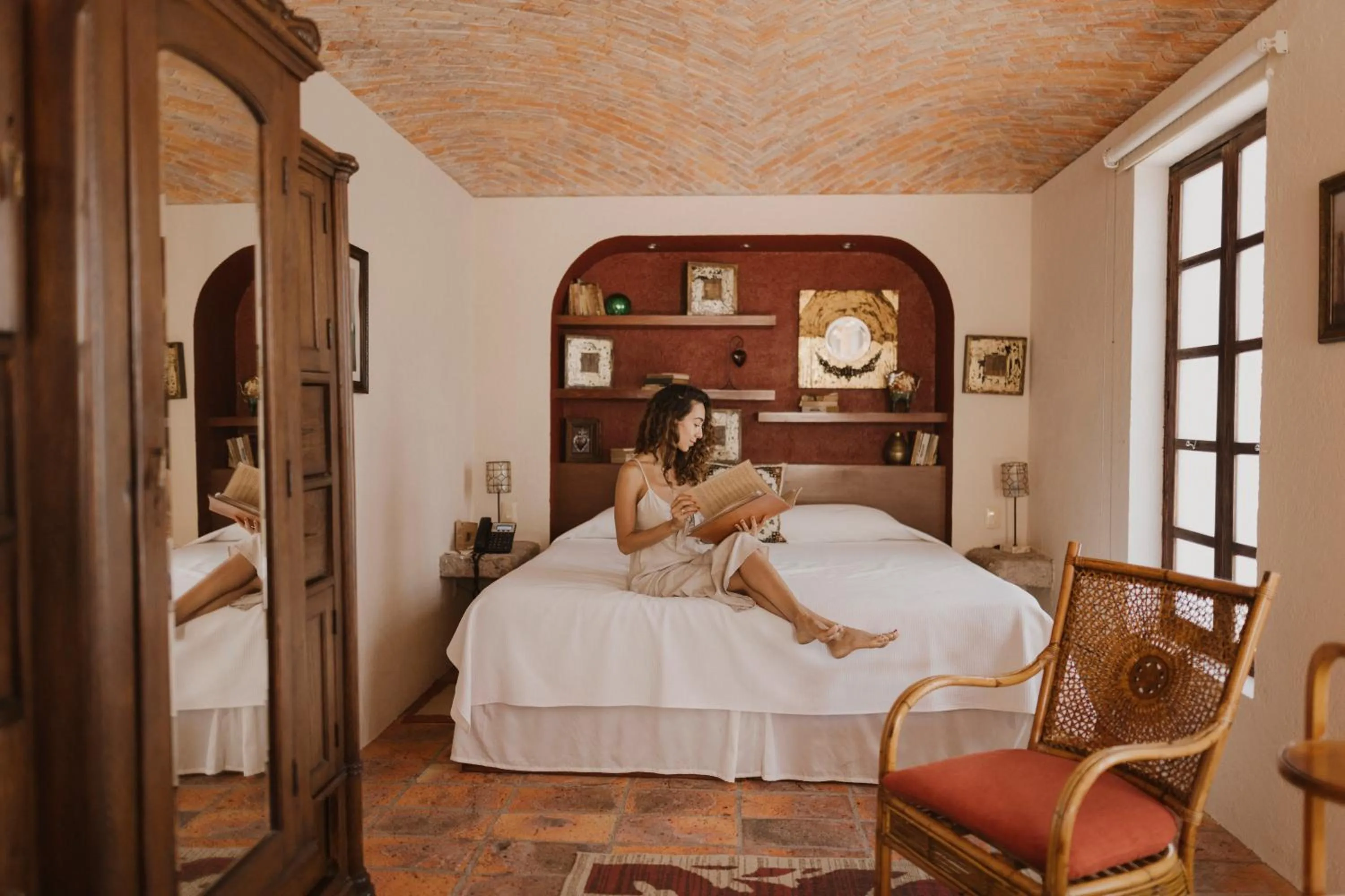 Bed in Hacienda Sepulveda Hotel & Spa