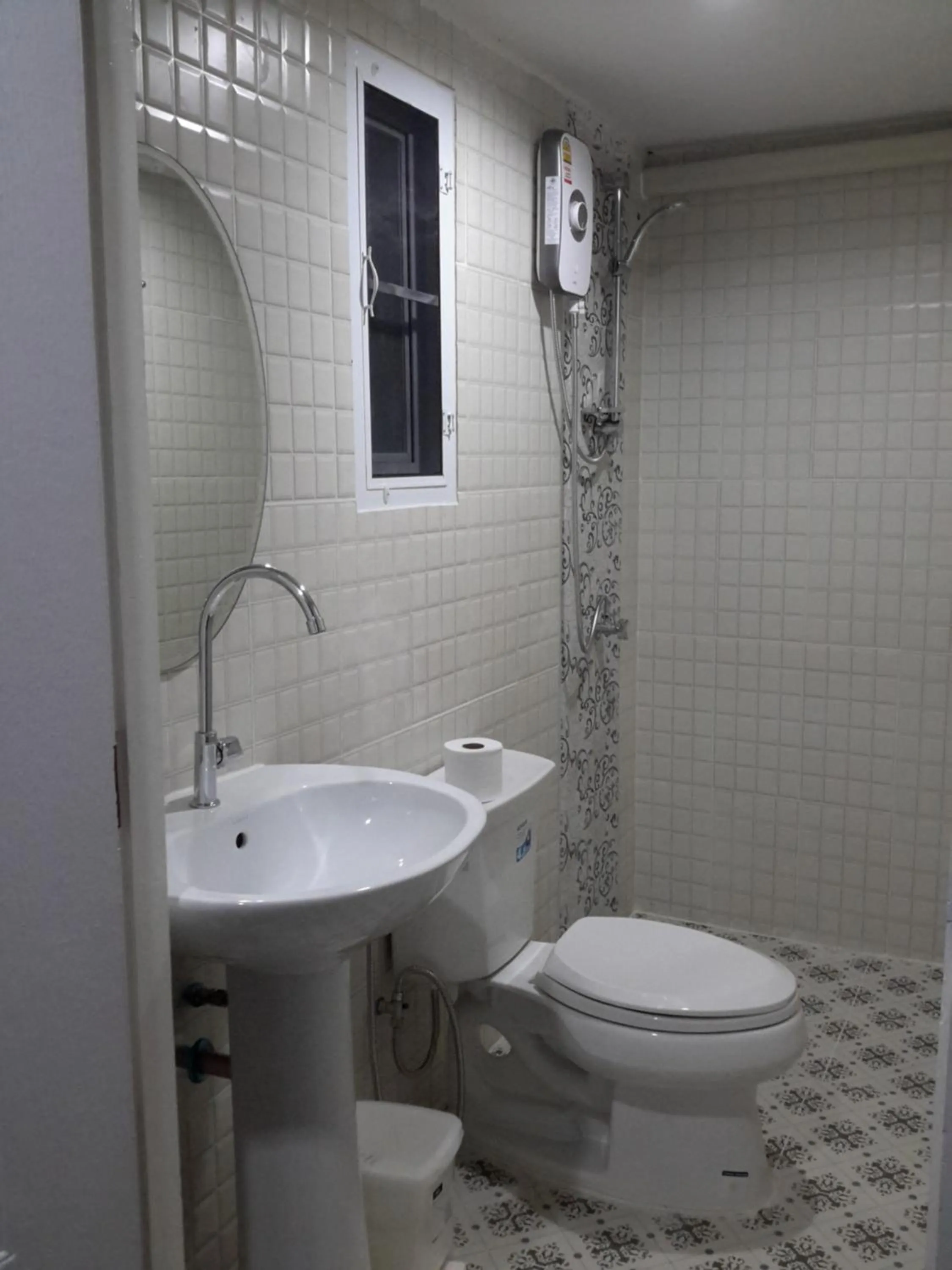 Shower in Sky cottage