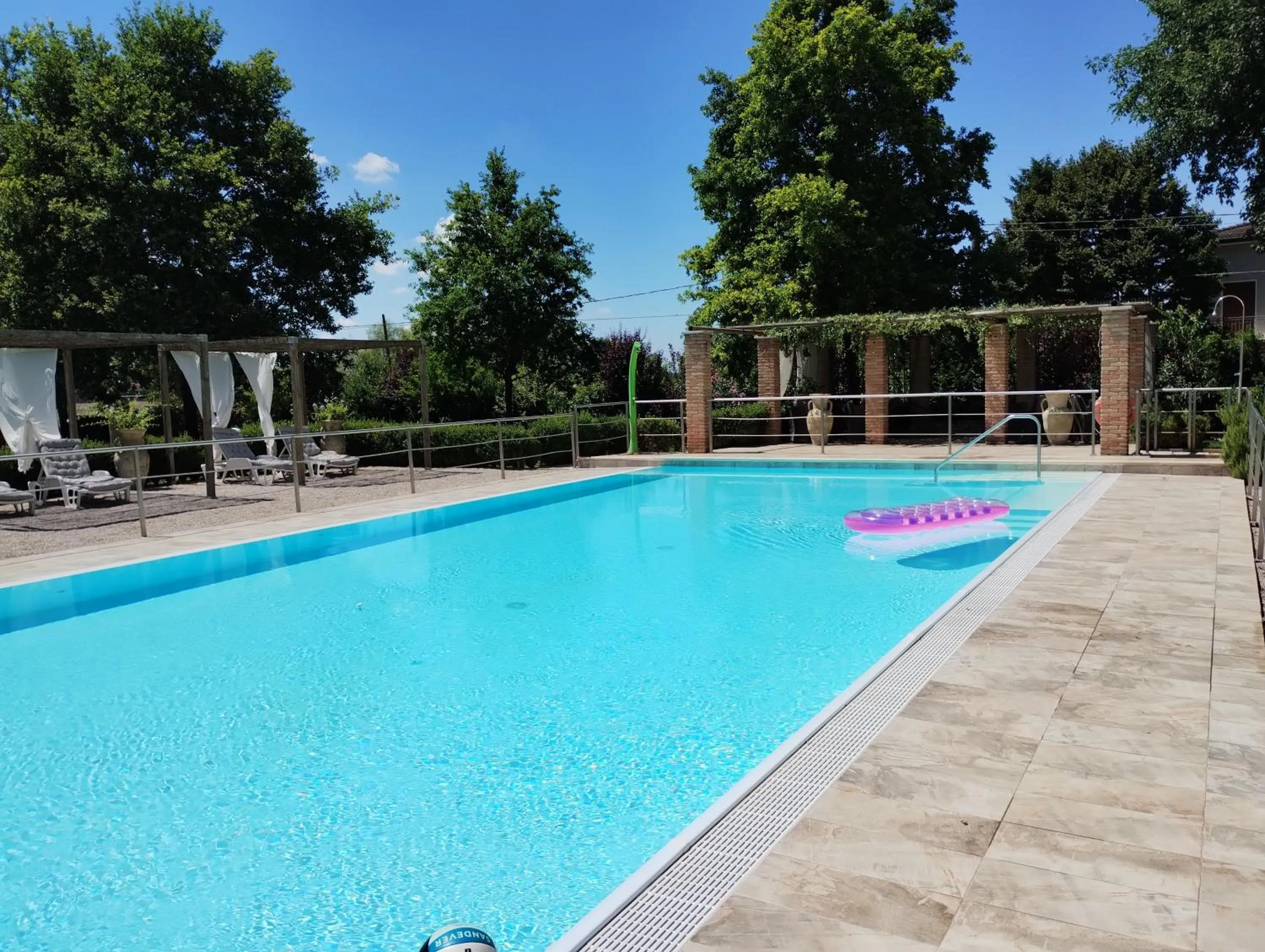 Swimming pool in B&B Casazze Dream