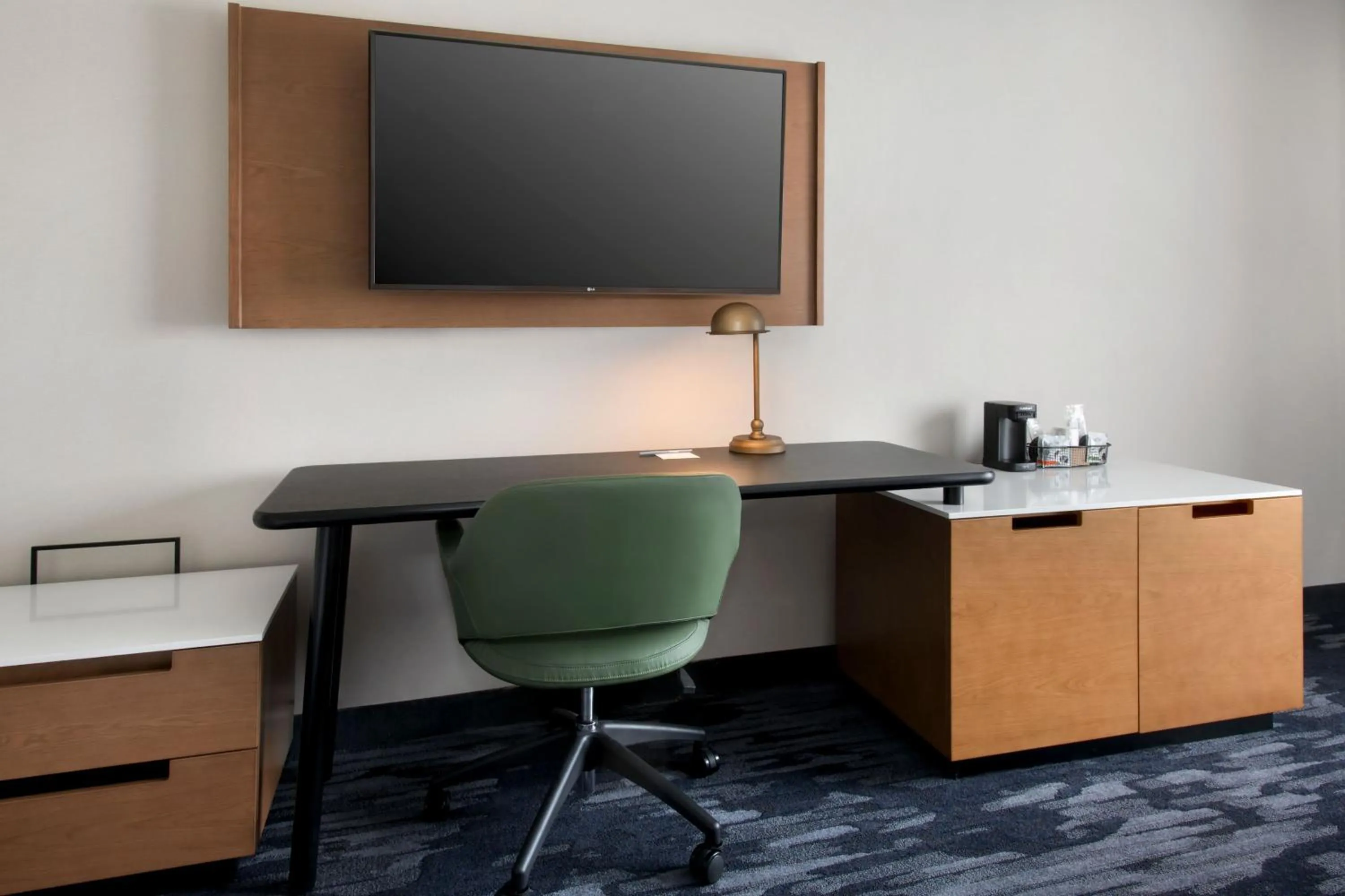 Photo of the whole room in Fairfield Inn Rochester Airport