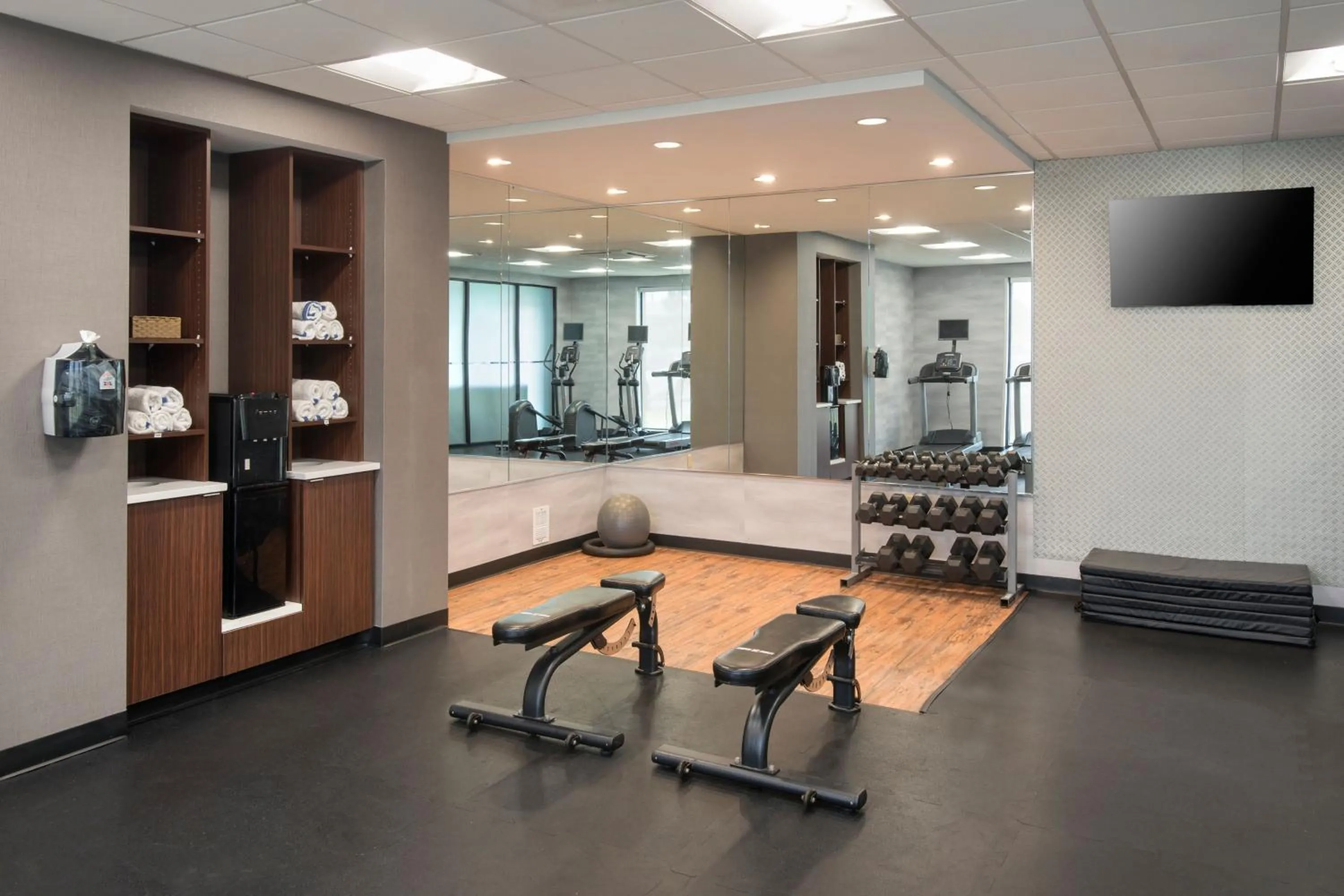 Fitness centre/facilities in Fairfield Inn Rochester Airport