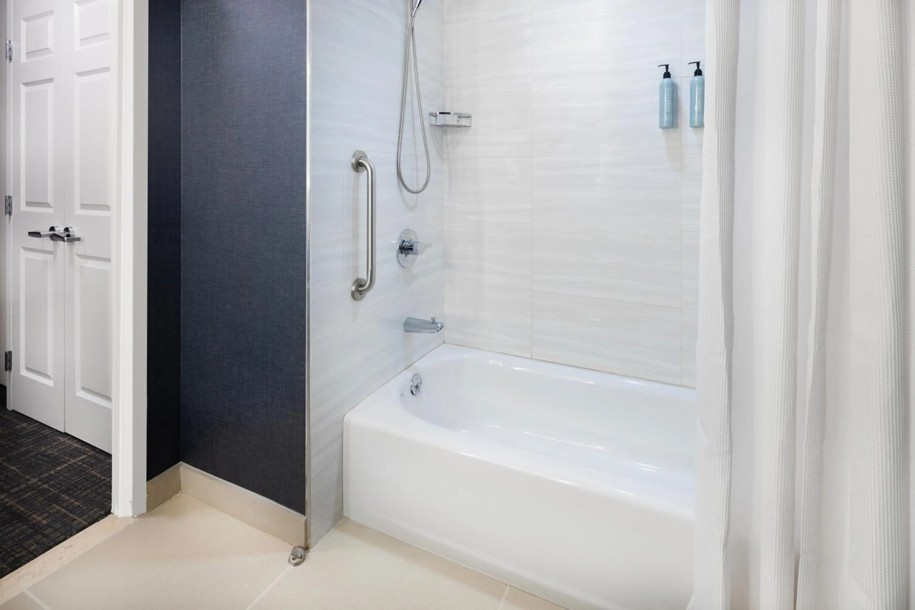 Shower in Residence Inn Rochester Henrietta