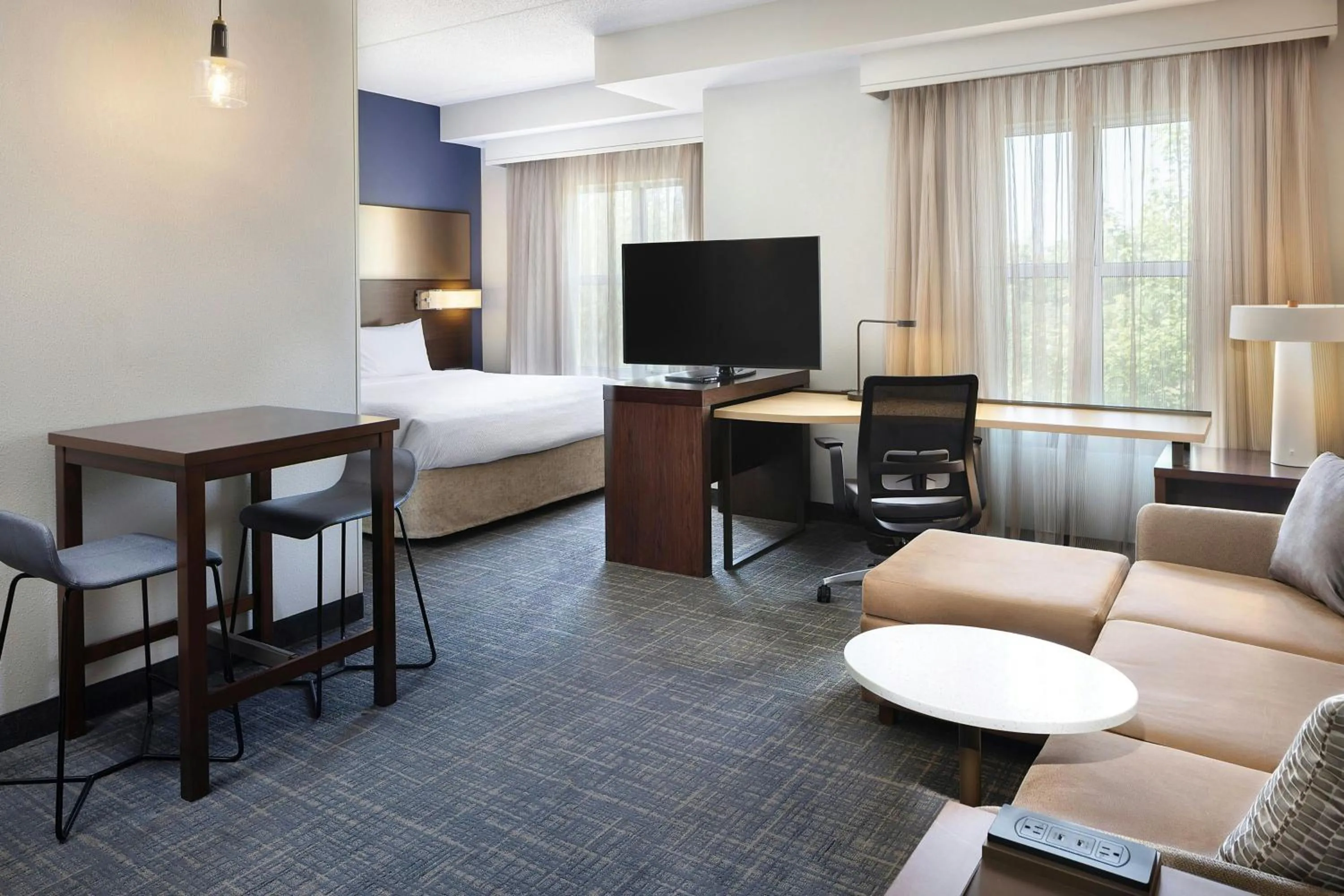 Photo of the whole room, Bed in Residence Inn Rochester Henrietta