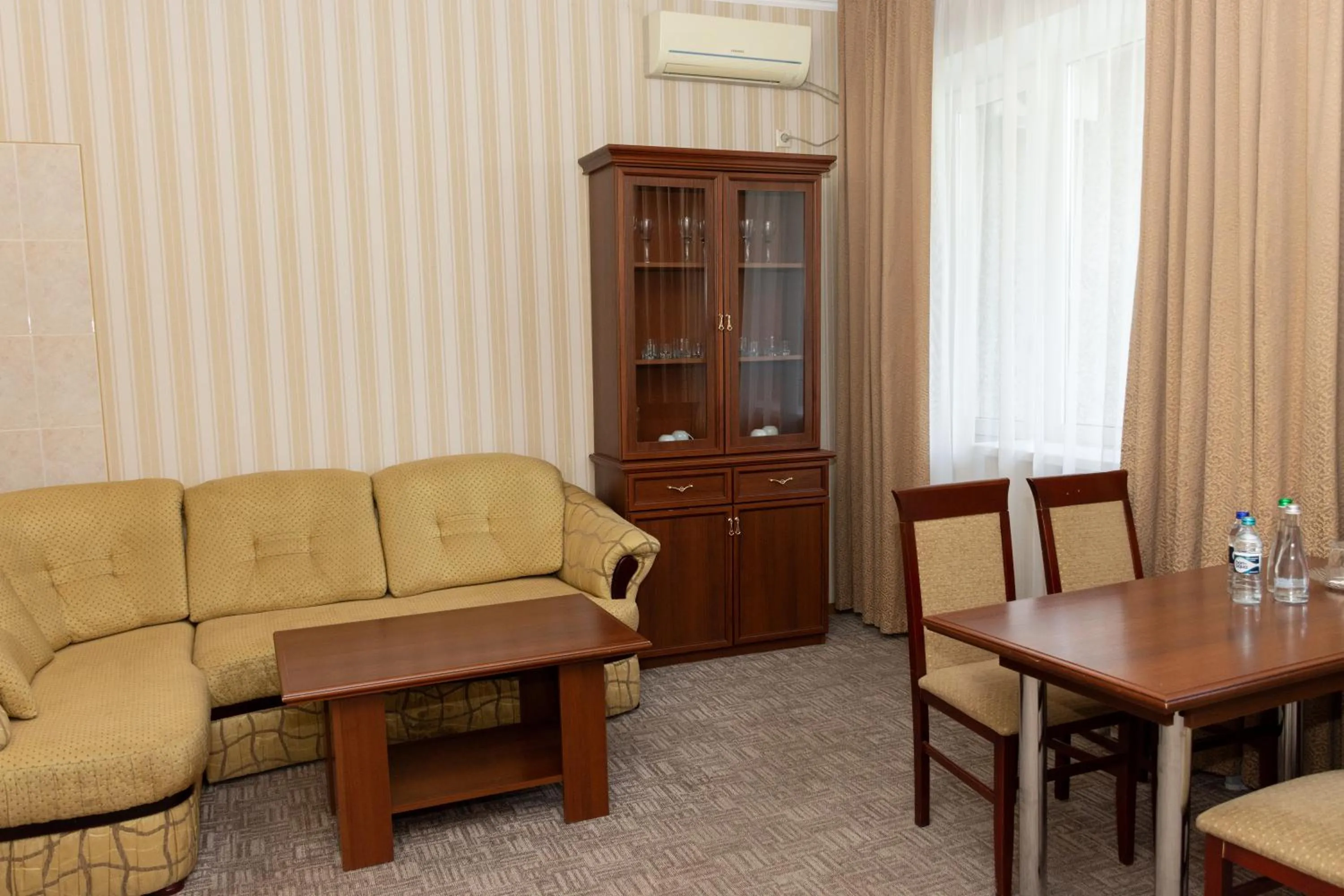 Living room in Kremin Hotel