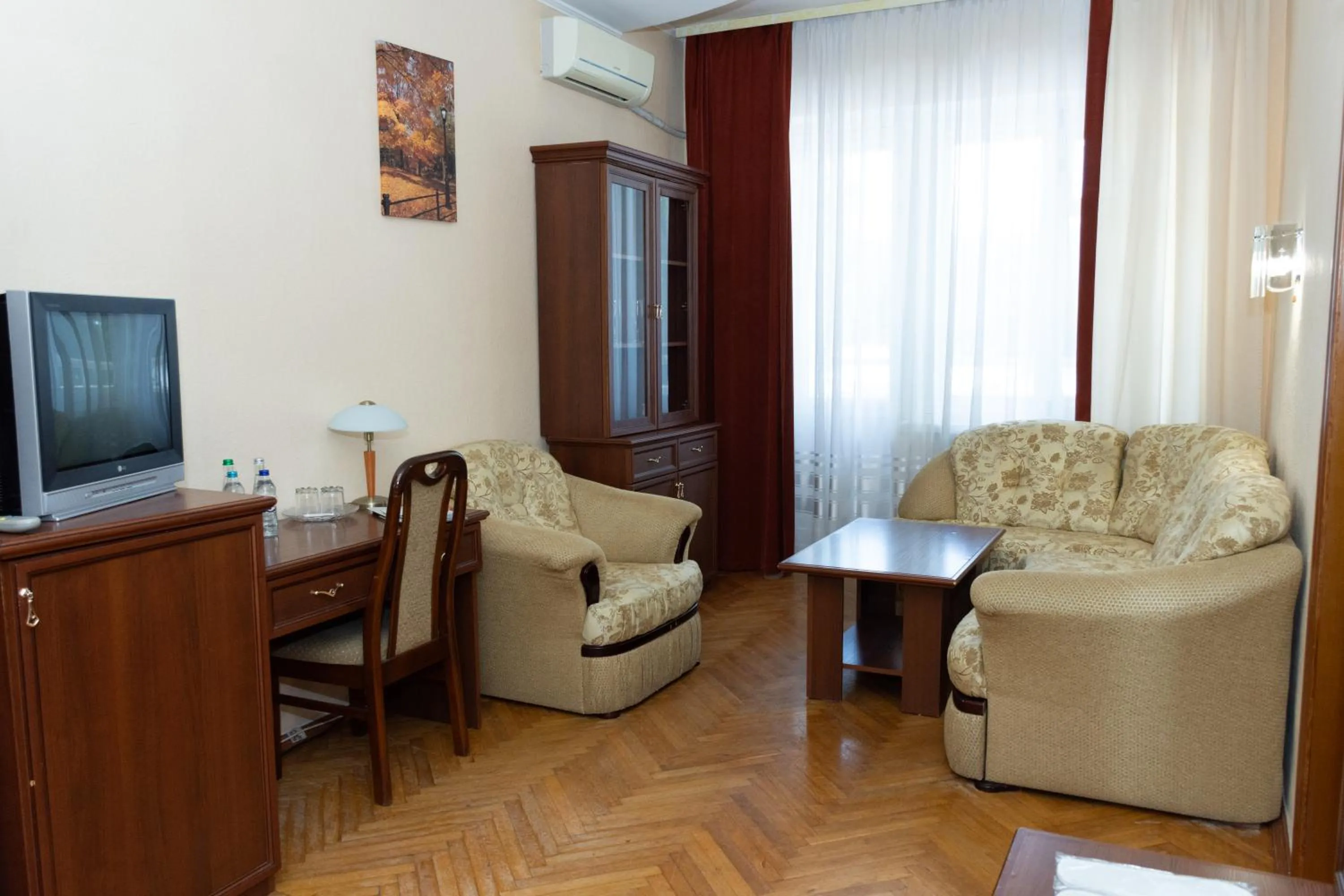 Seating area in Kremin Hotel