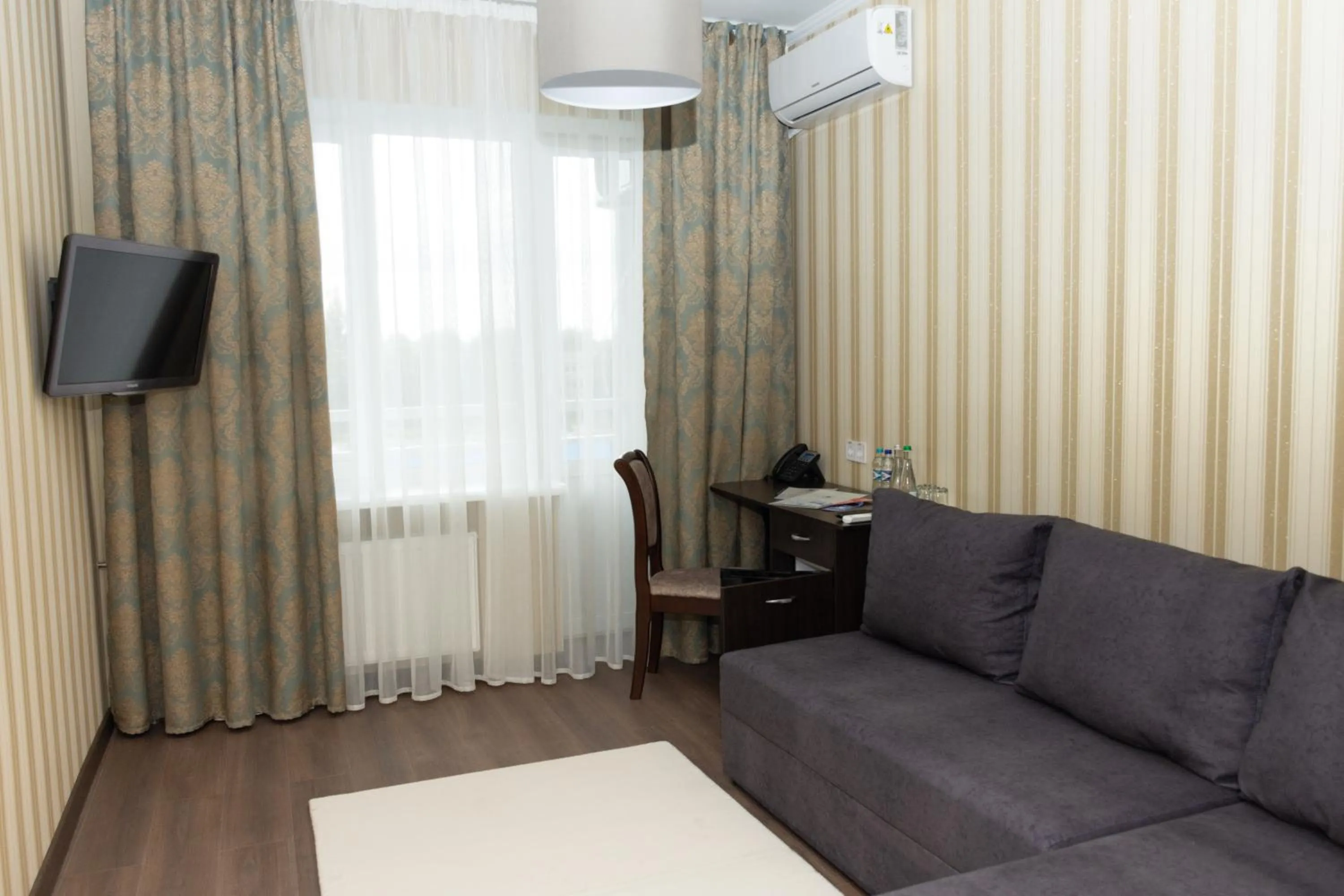 Living room in Kremin Hotel