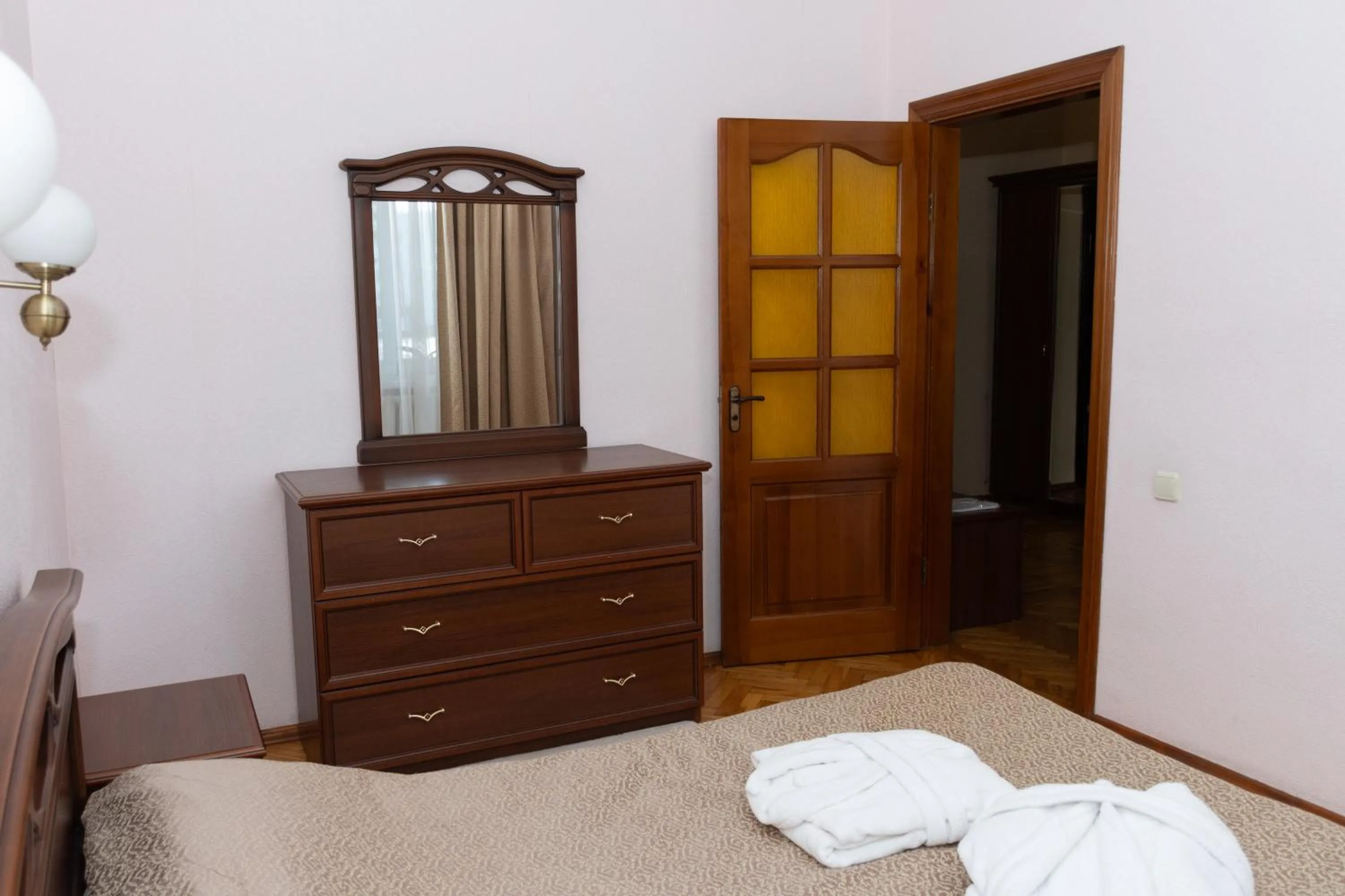 Bedroom, Bed in Kremin Hotel