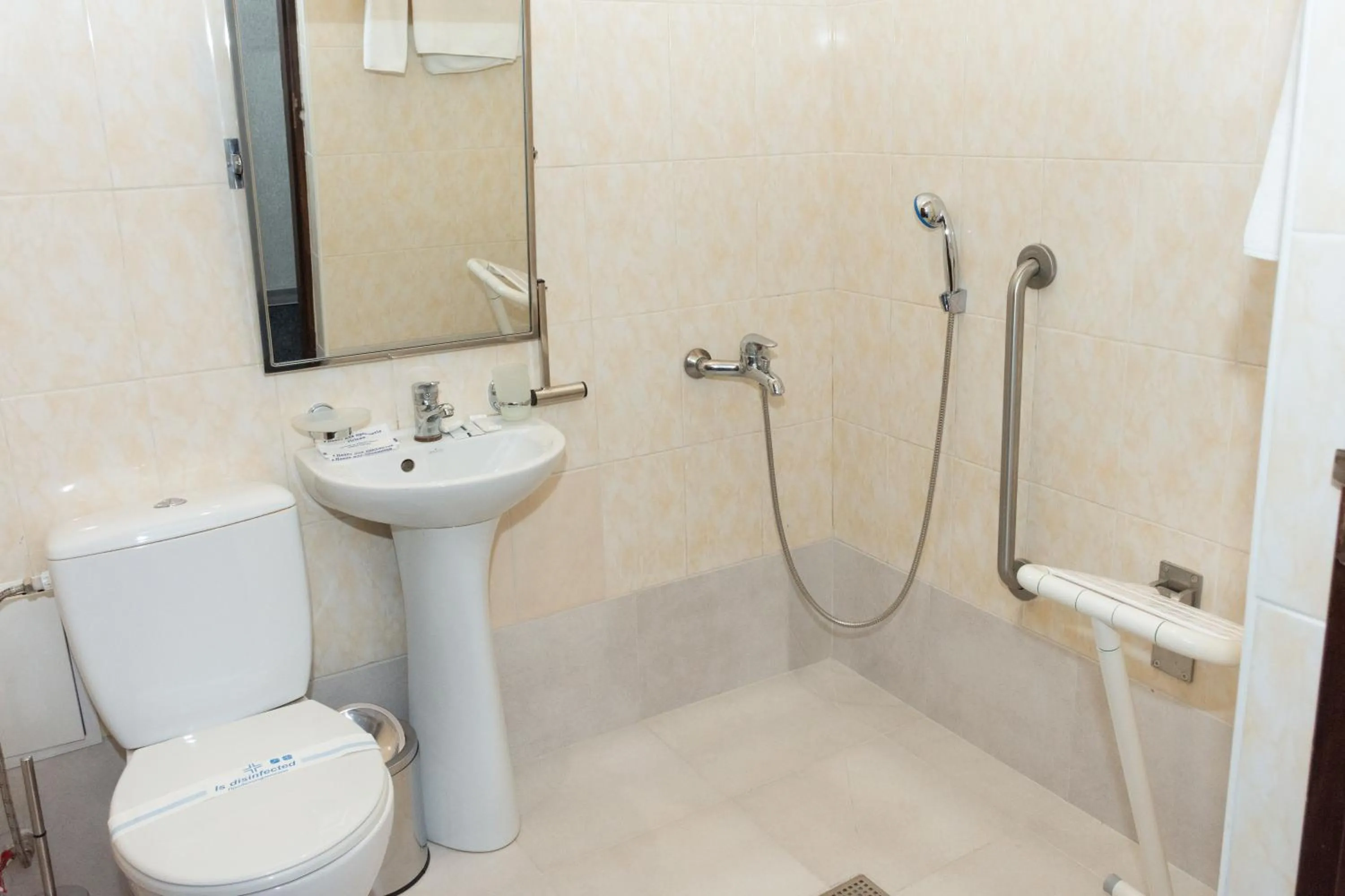Shower in Kremin Hotel