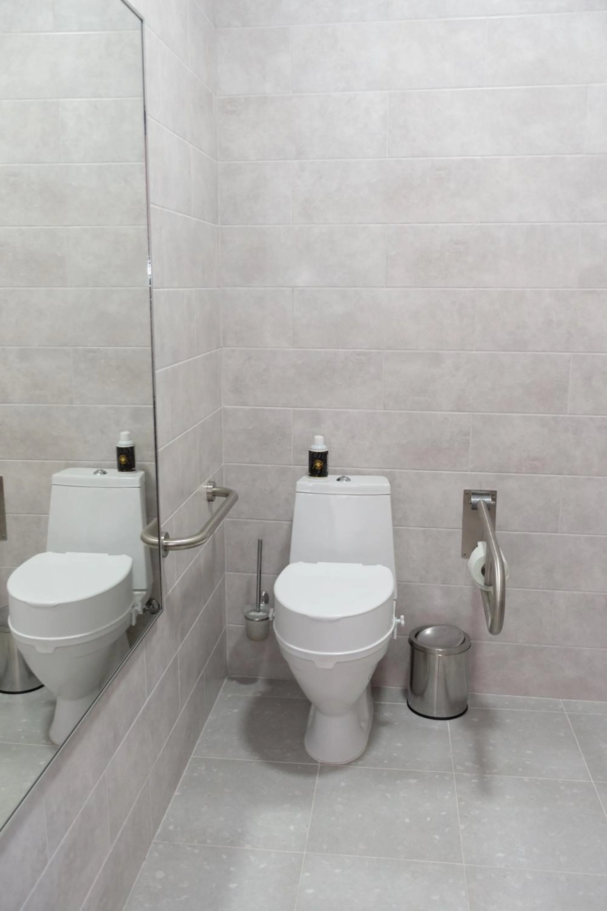 Toilet in Kremin Hotel