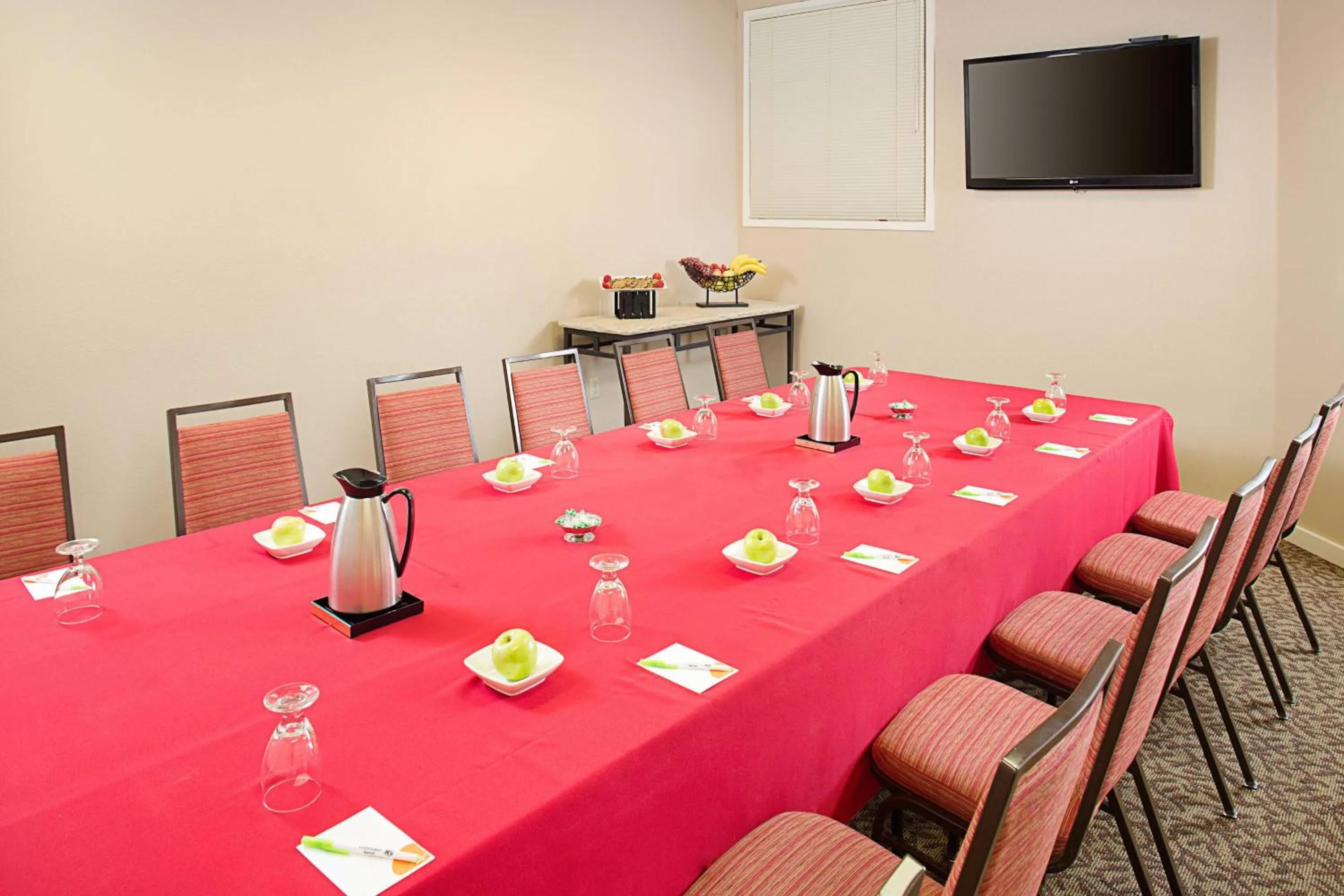 Meeting/conference room in Courtyard by Marriott Sacramento Midtown