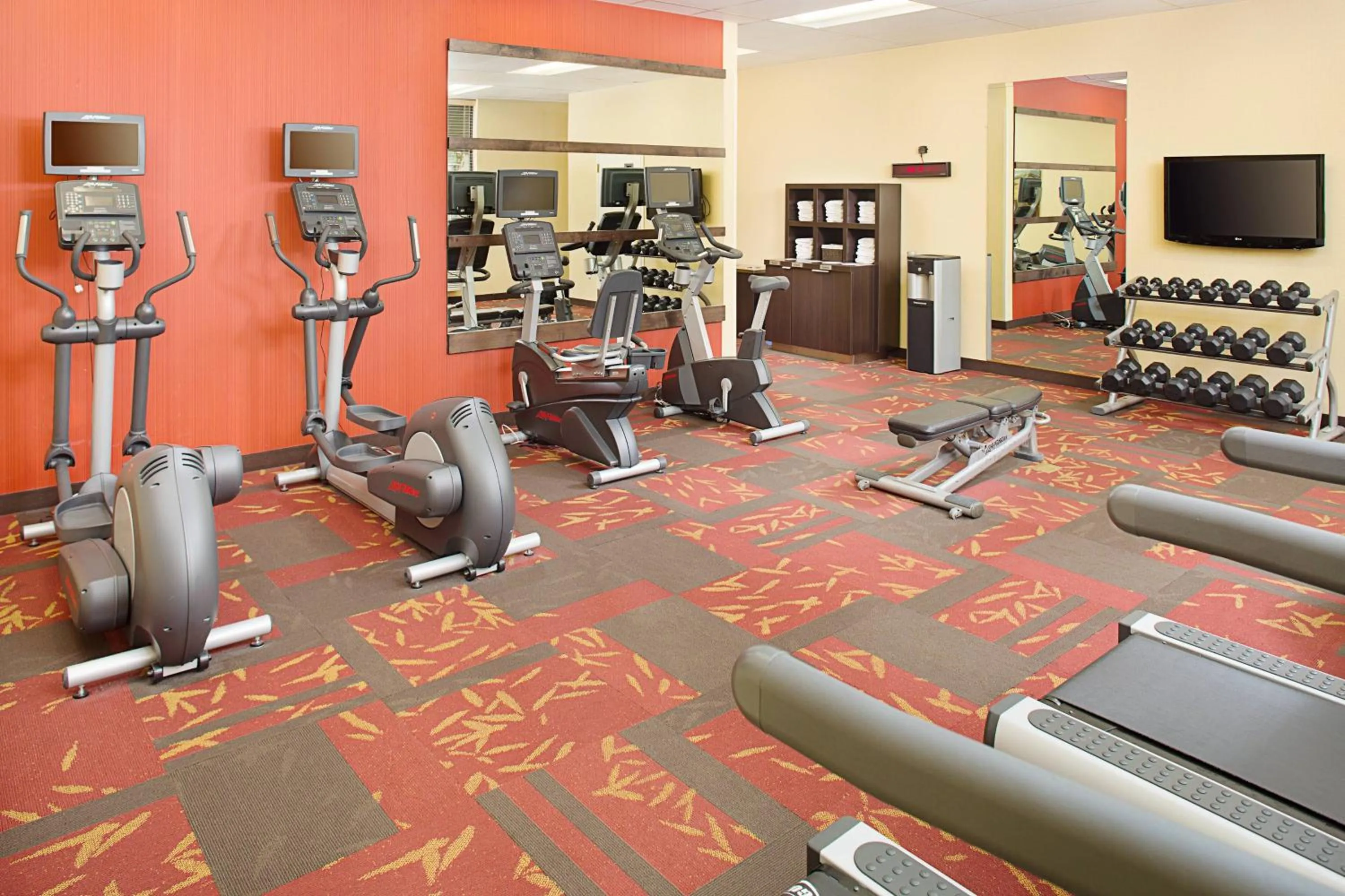 Fitness centre/facilities in Courtyard by Marriott Sacramento Midtown