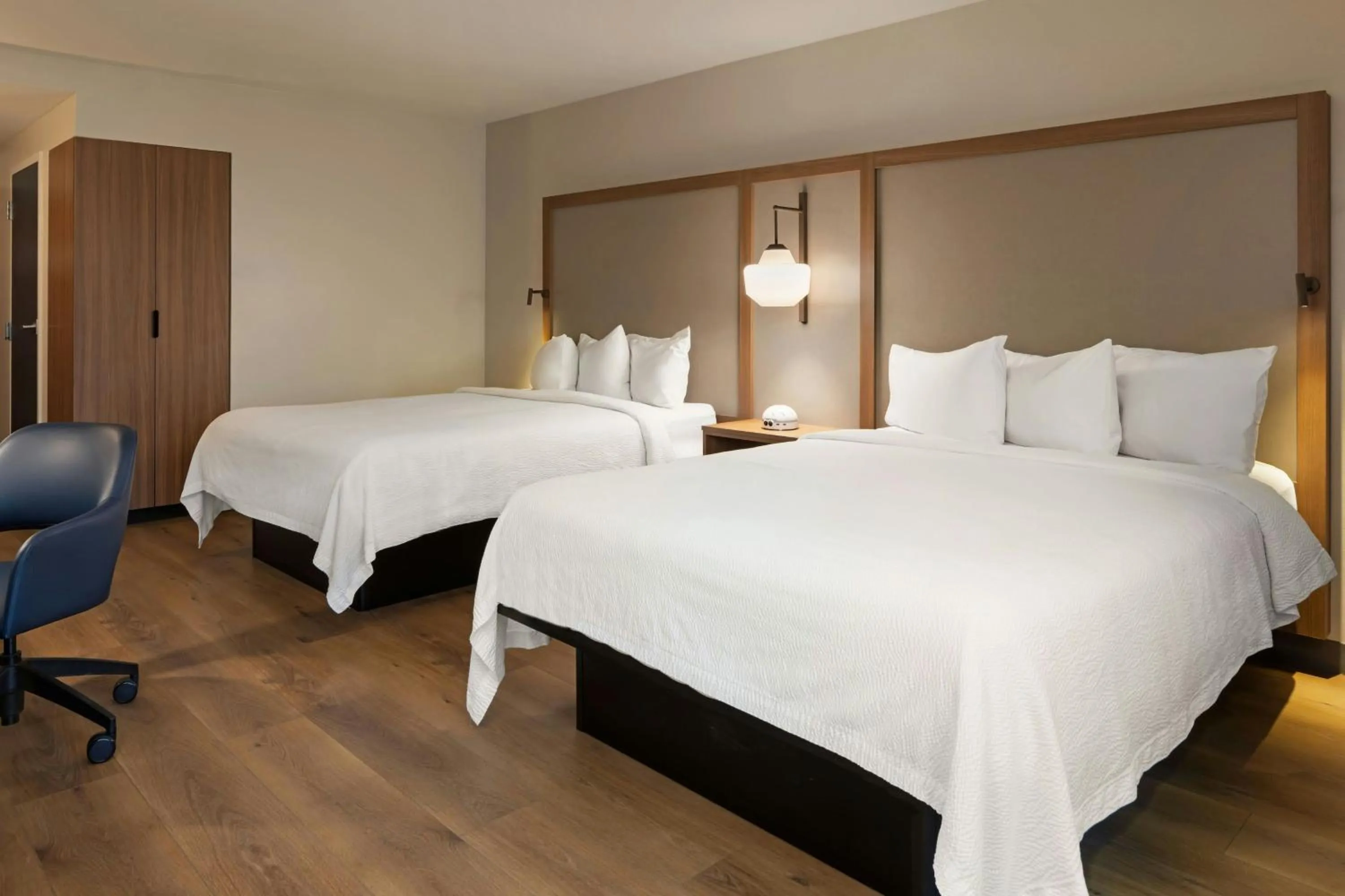 Photo of the whole room, Bed in Fairfield Inn Sacramento Cal Expo