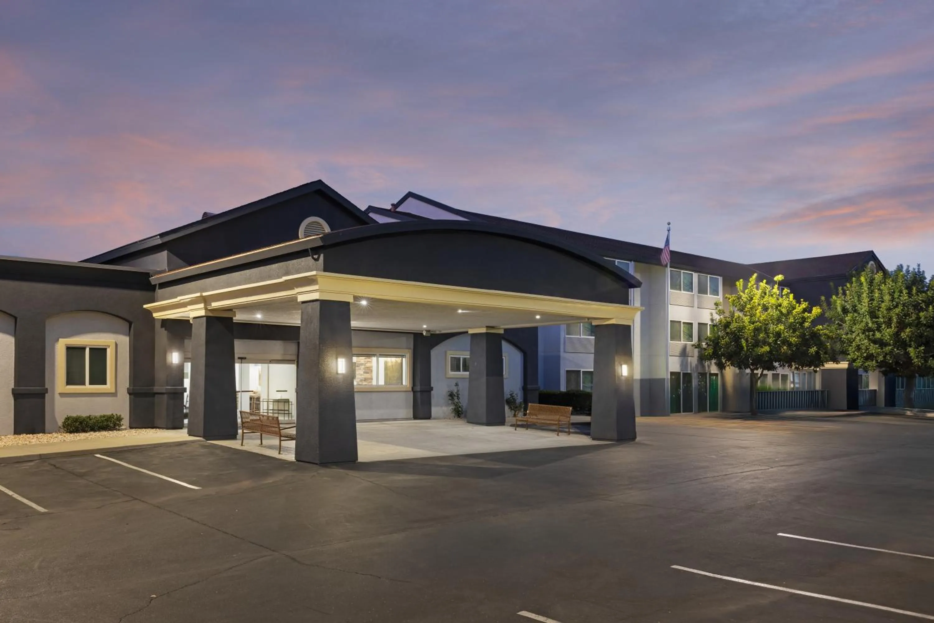 Property building in Fairfield Inn Sacramento Cal Expo