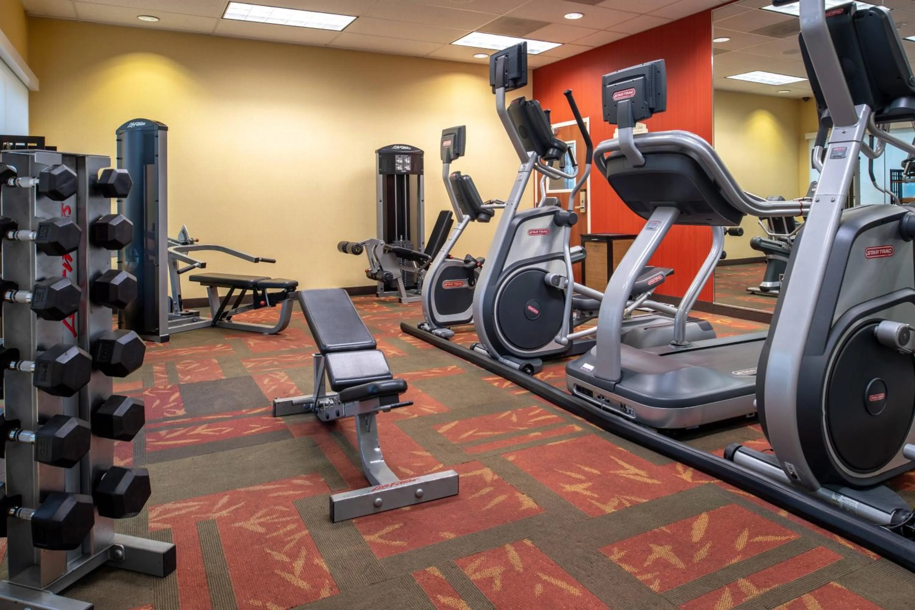 Fitness centre/facilities in Courtyard by Marriott Sacramento Cal Expo